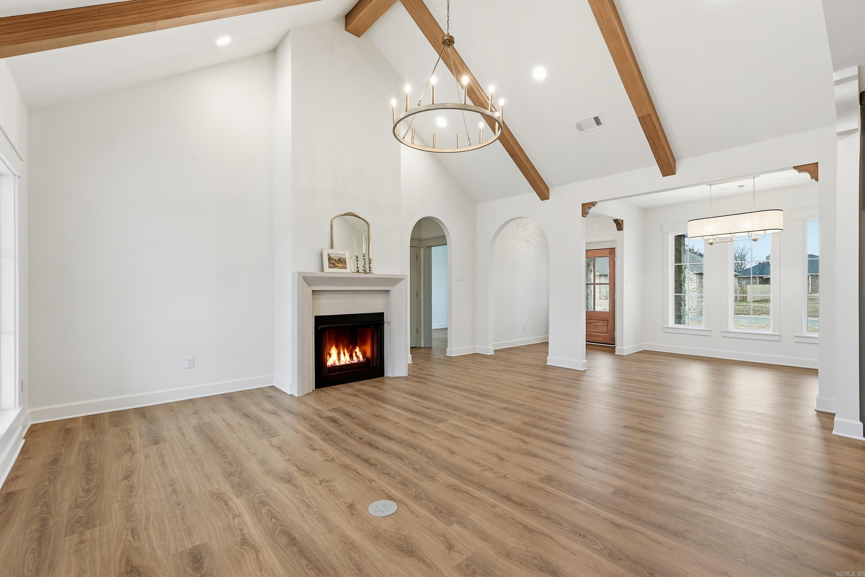 EAST MEADOW - Residential