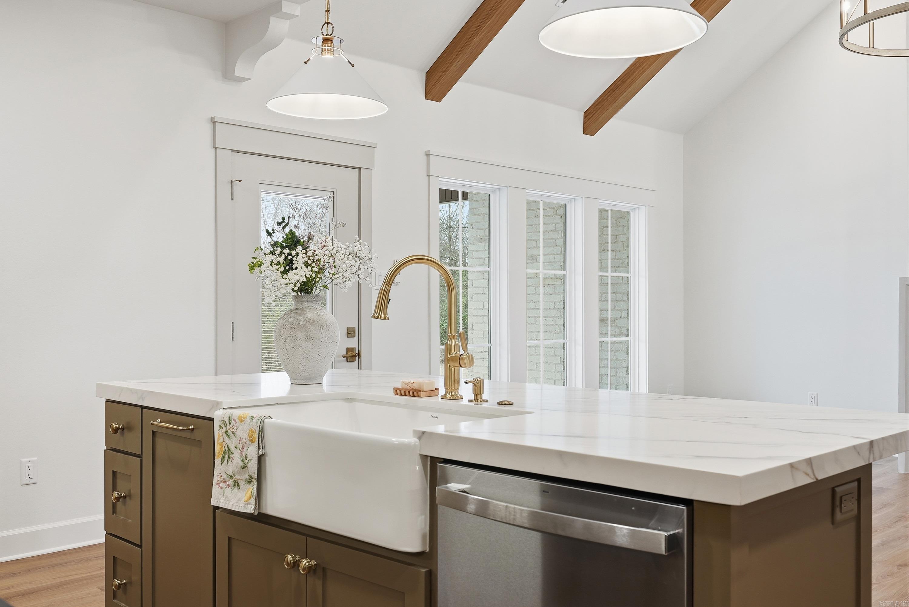 EAST MEADOW - Residential