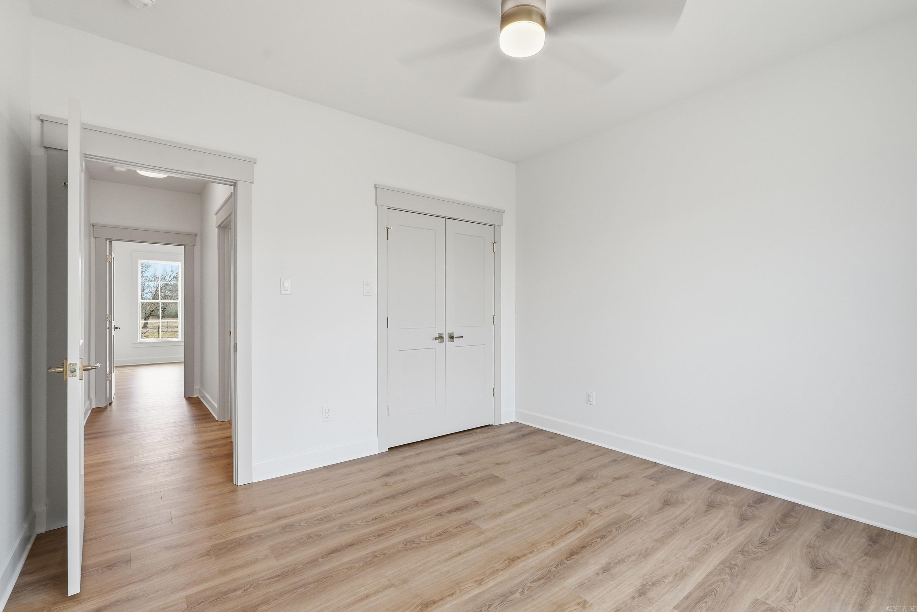 EAST MEADOW - Residential