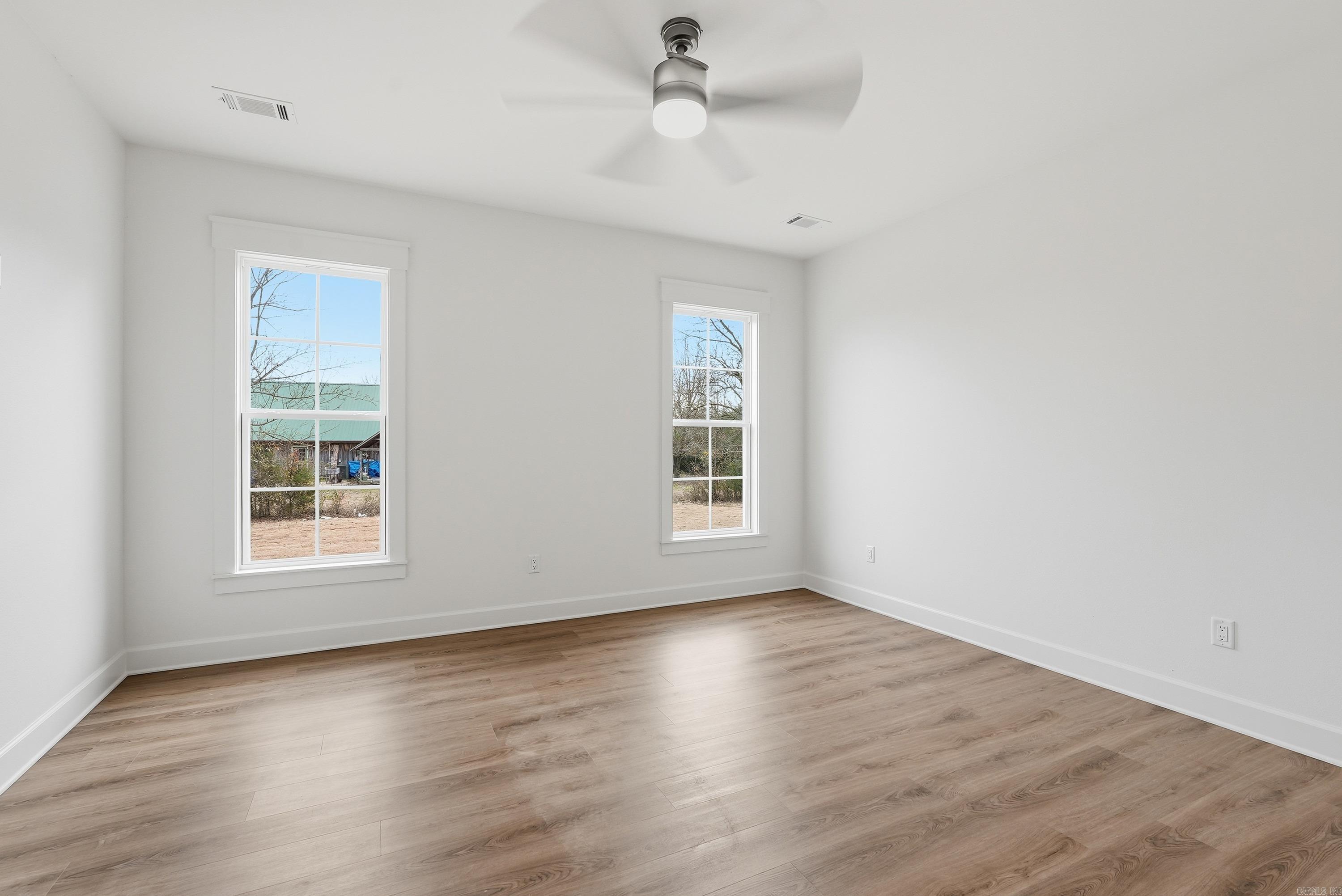 EAST MEADOW - Residential