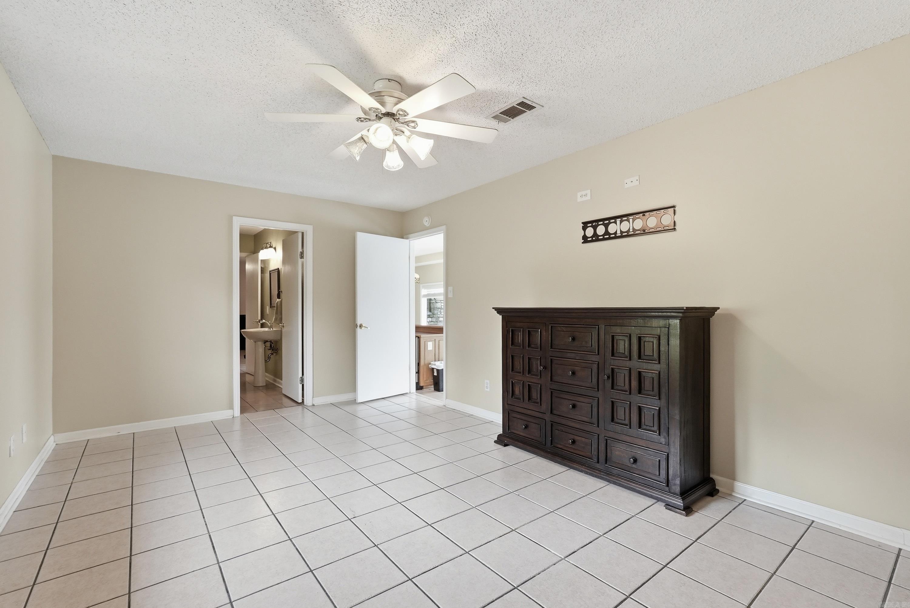OUTLOTS - Residential