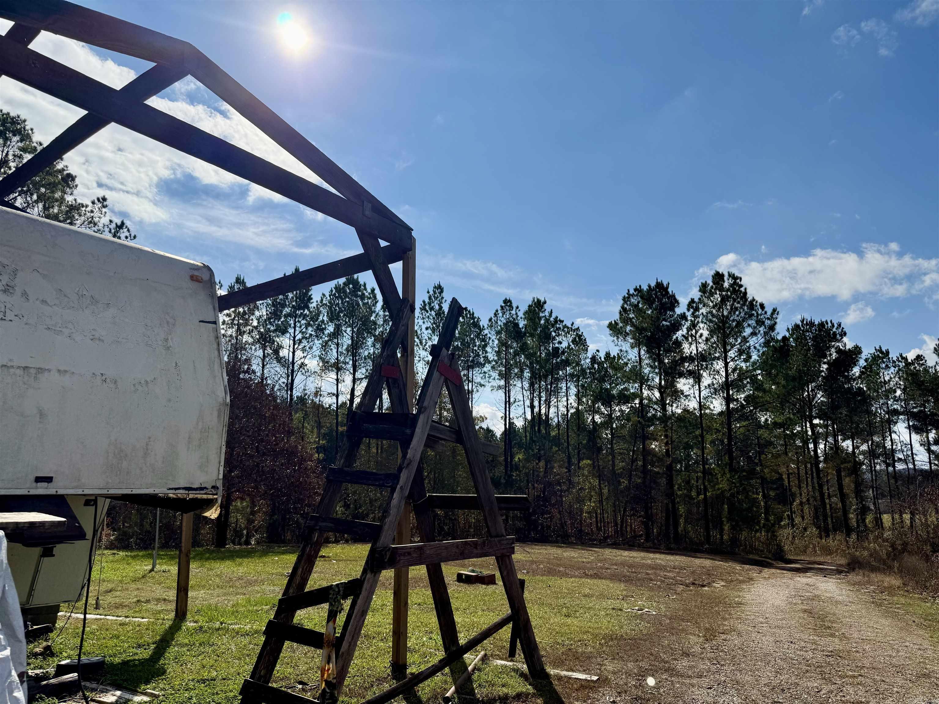 Metes & Bounds - Land