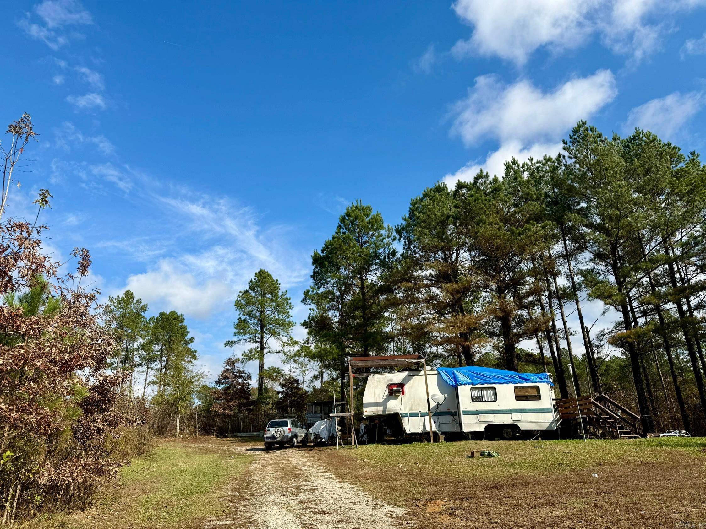 Metes & Bounds - Land