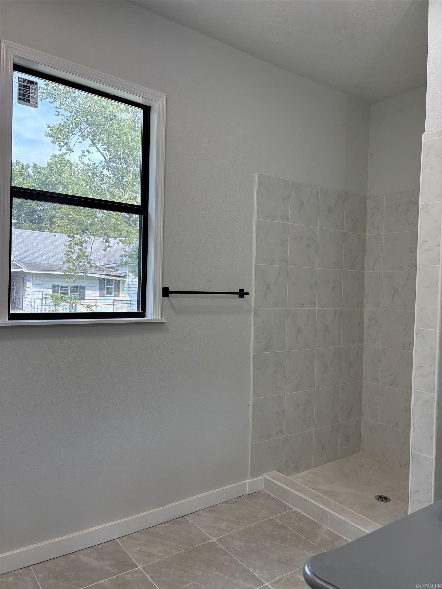 DISMUKES ADDN - Residential