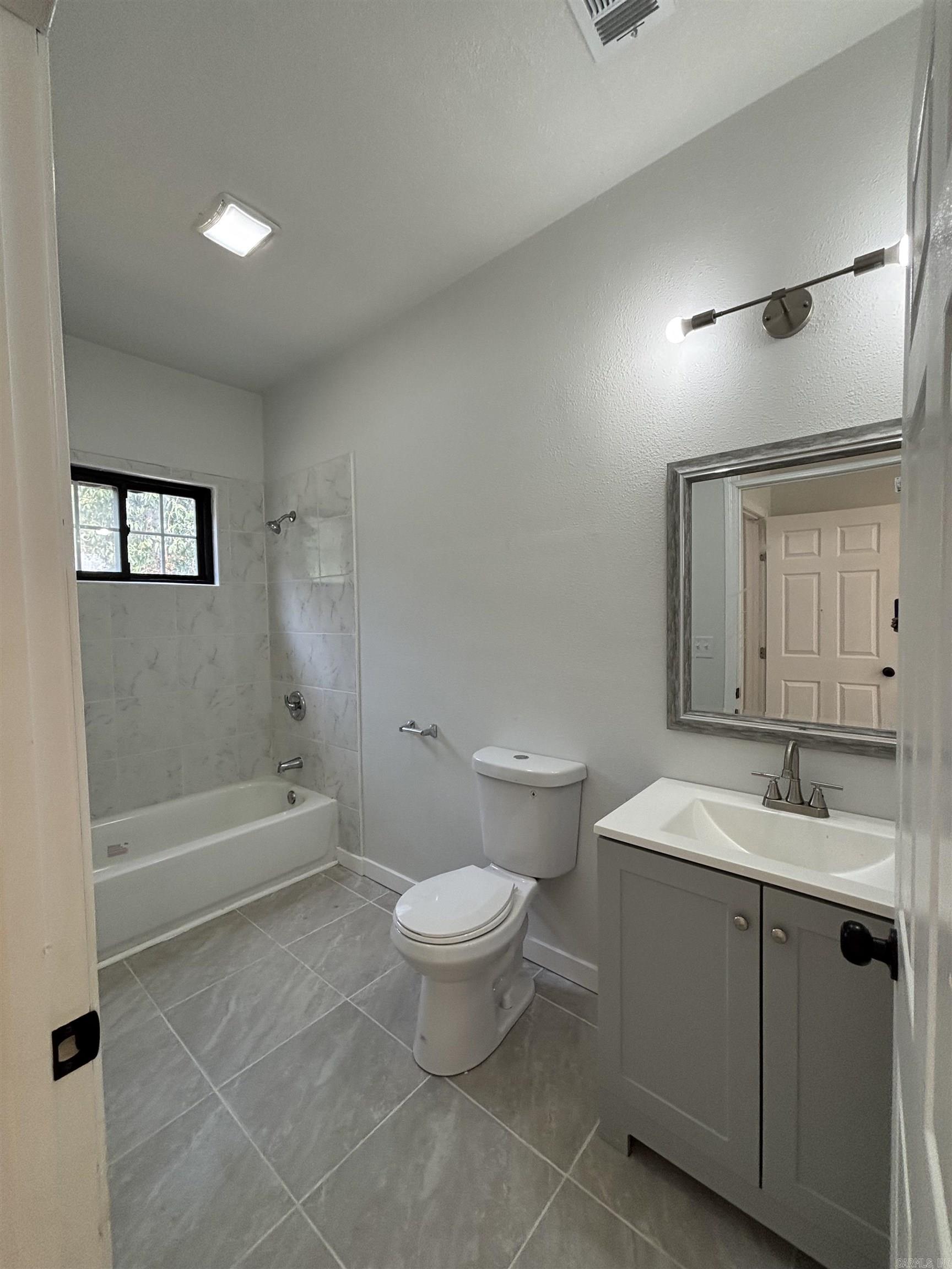DISMUKES ADDN - Residential
