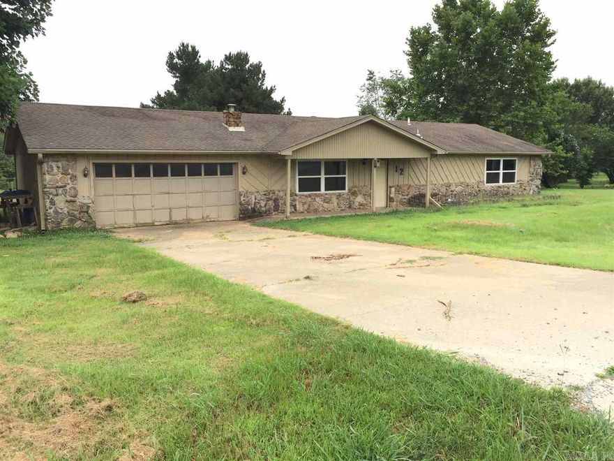 Come see this charming home in the Tripple Oak Subdivision. Great rural living, just minutes away from Conway. The home has beautiful polished concrete floors throughout, large living/dining combo, and a large eat in kitchen. This home is nestled on a acre and has a huge yard and does qualify for 100% Rural Development. Come view your new home today!