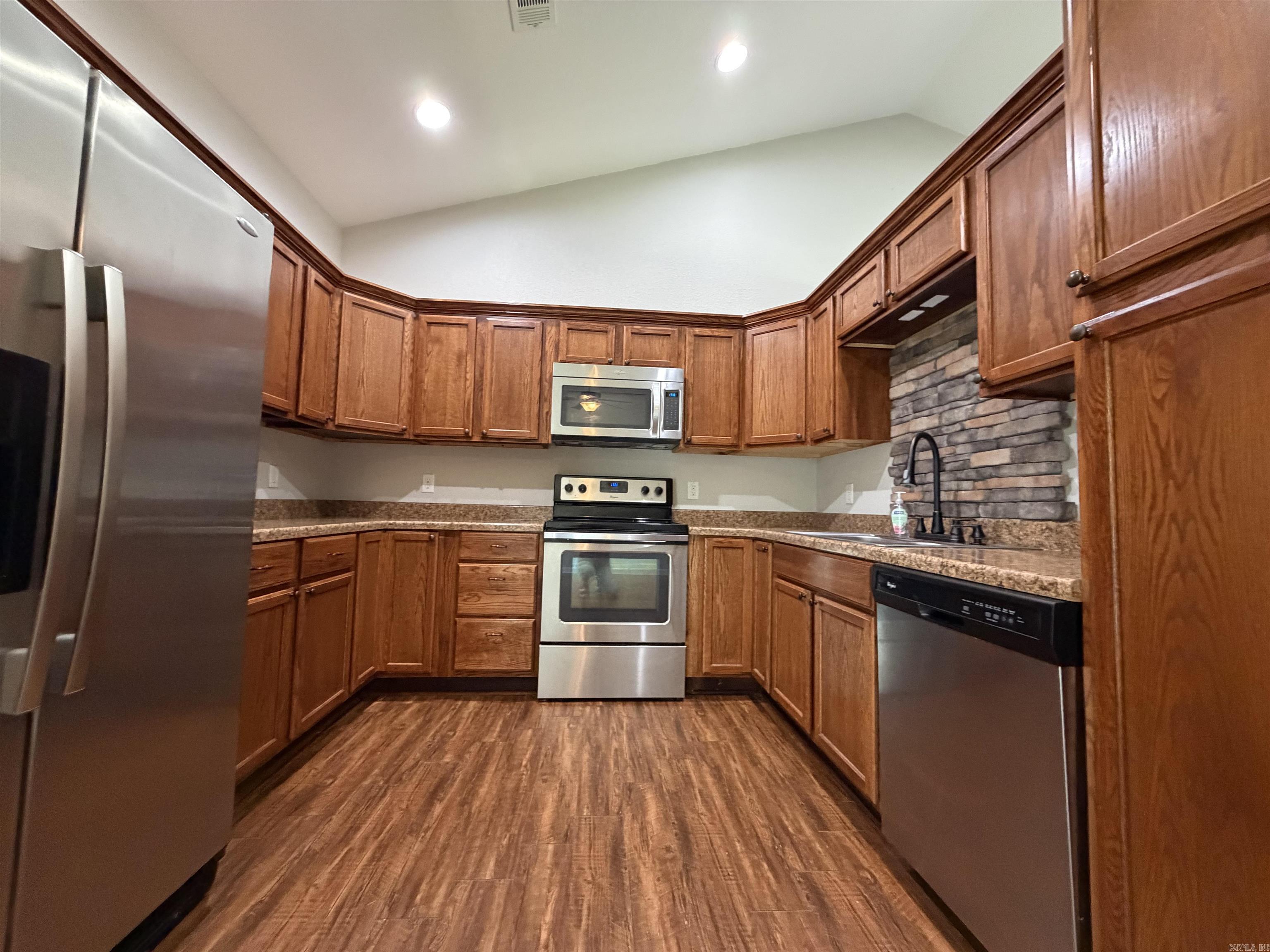 DIAMONDHEAD - Residential Lease