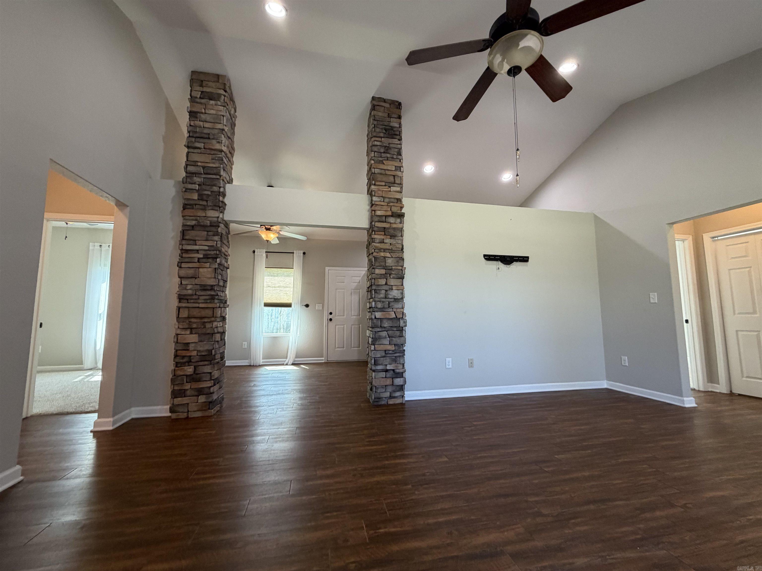 DIAMONDHEAD - Residential Lease