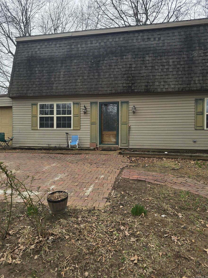 Investor property. Sold NON mls