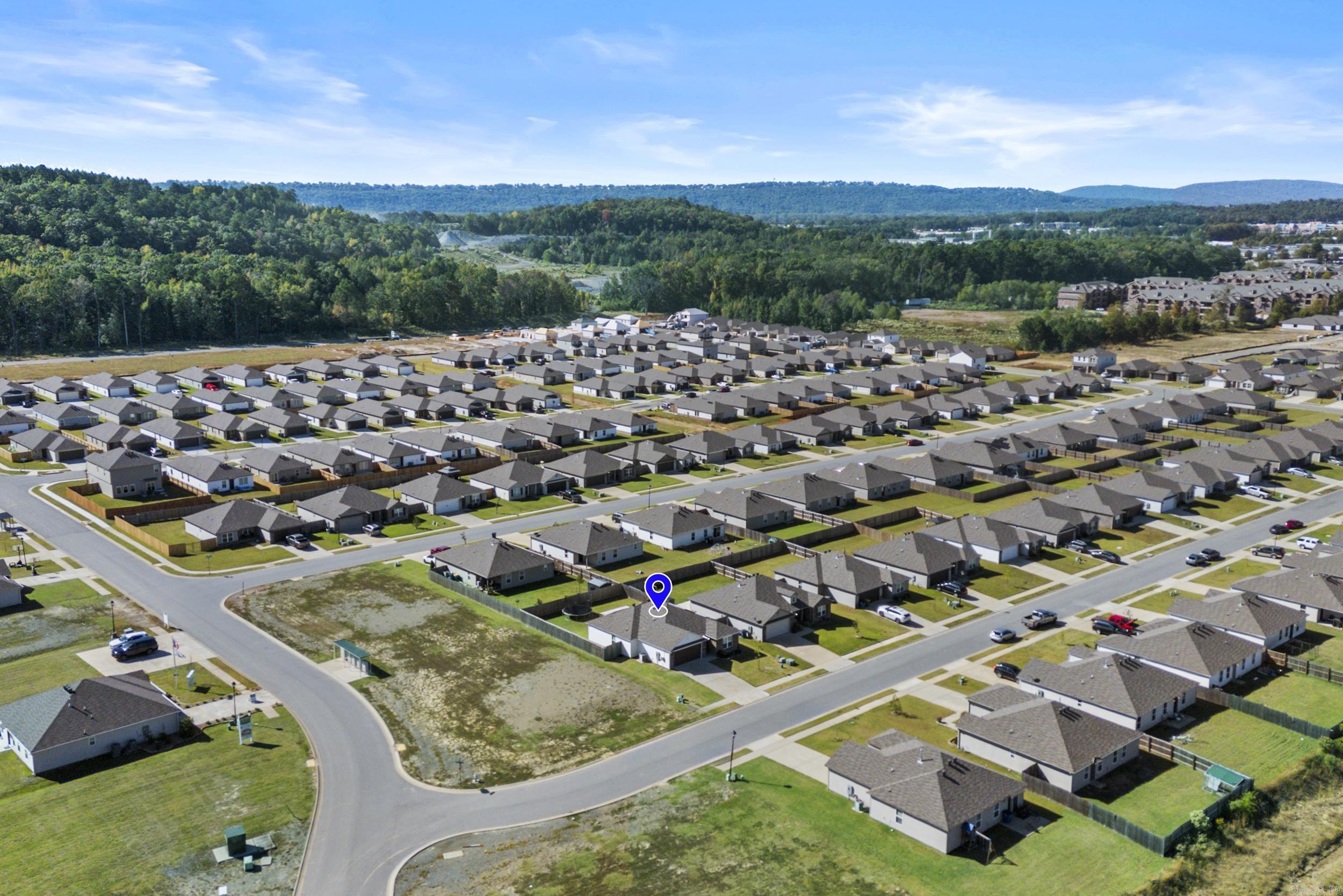 COUNTRY CLUB OF ARK THE - Residential