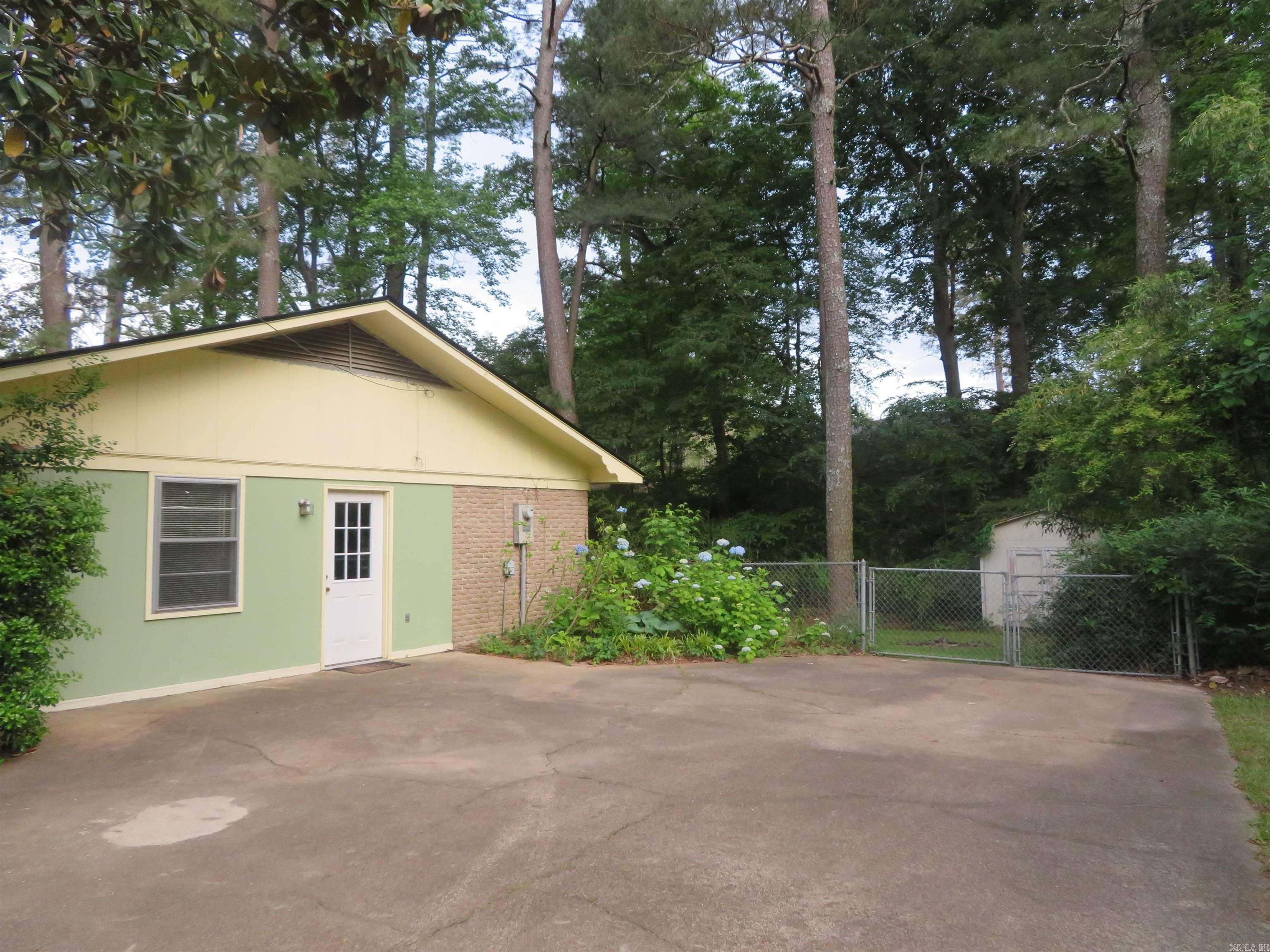 HARTSVILLE ADDN - Residential