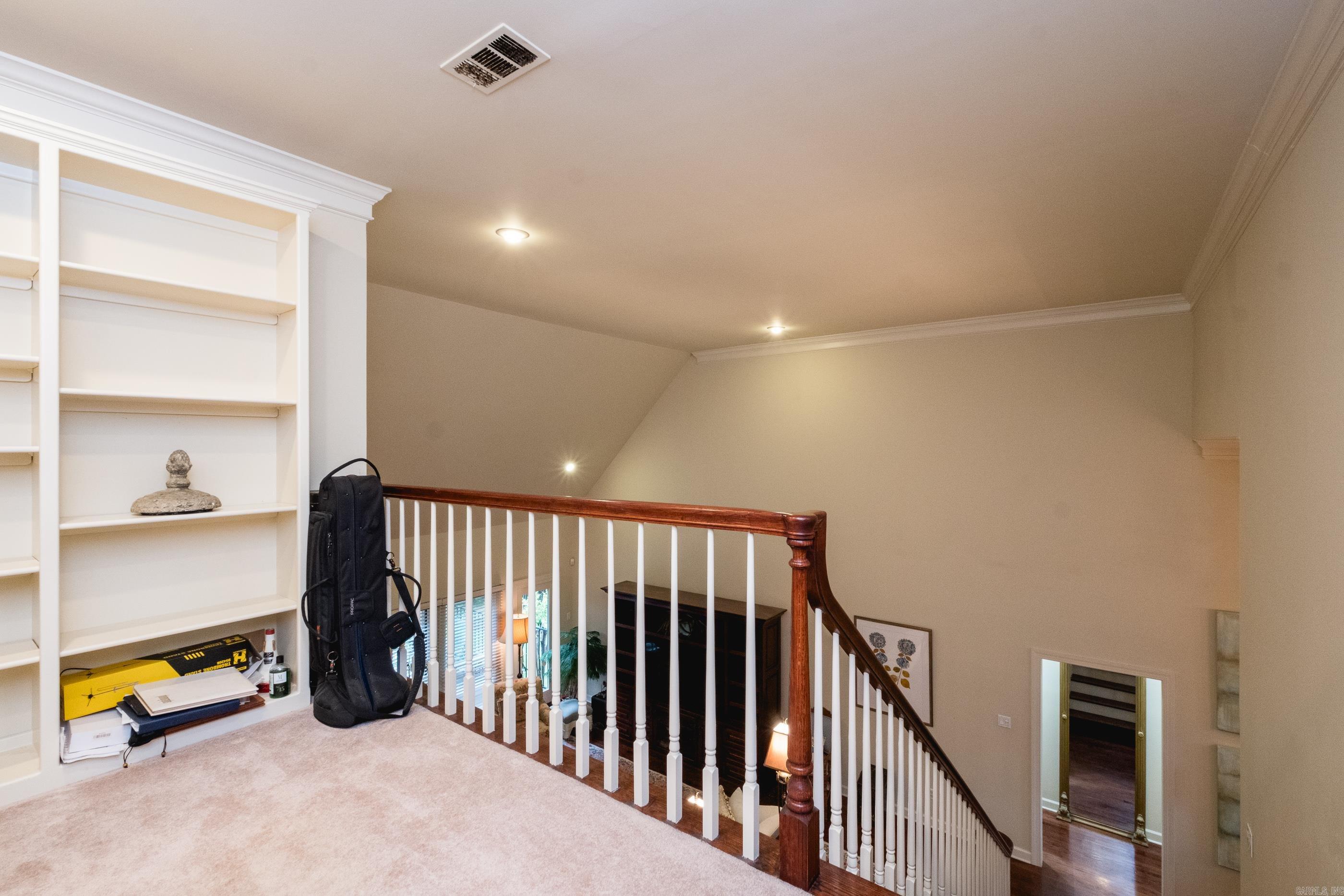 LAKEWOOD HEIGHTS - Residential