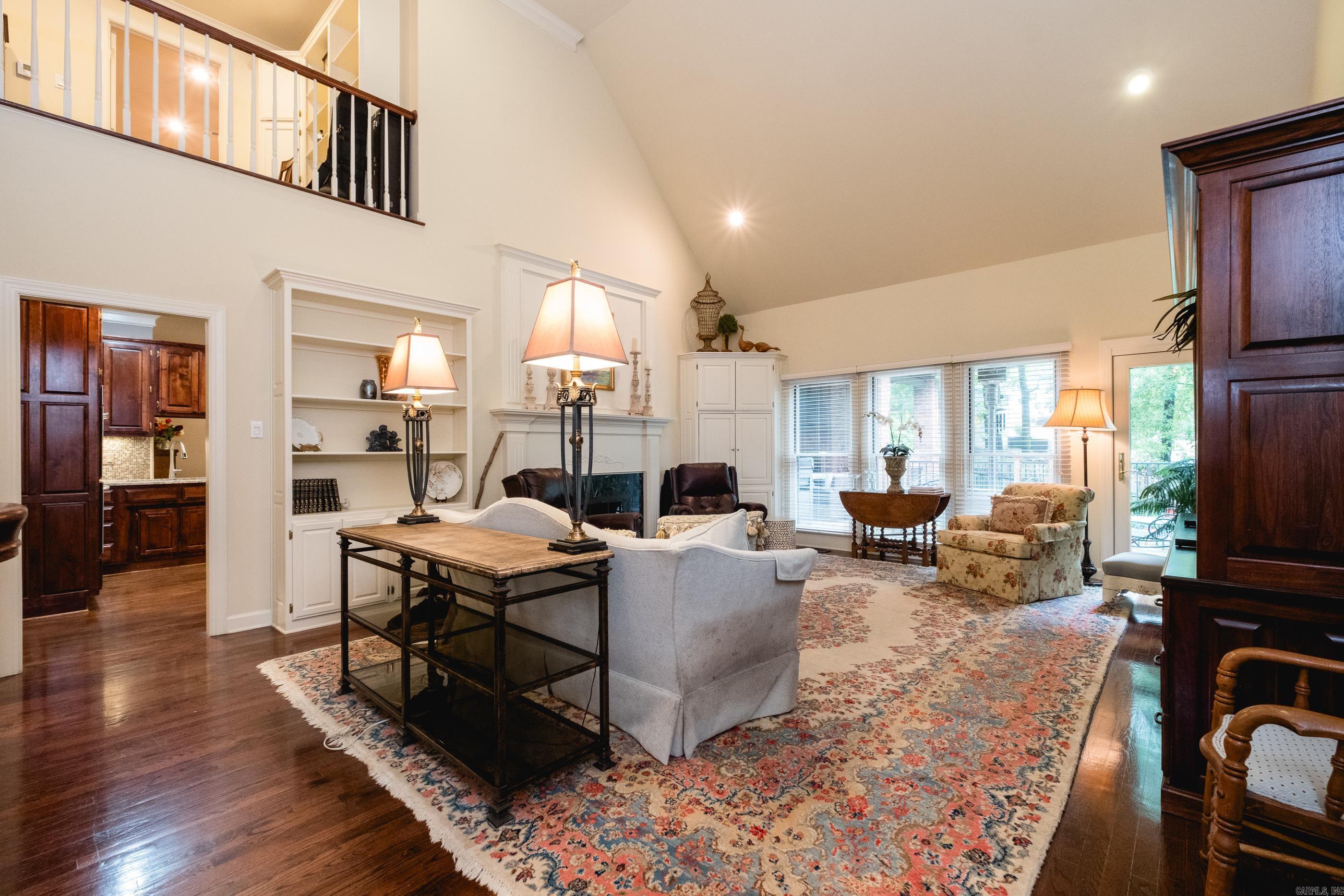 LAKEWOOD HEIGHTS - Residential