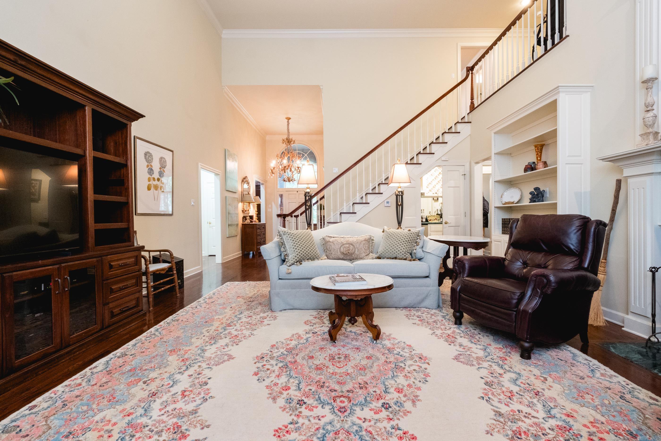 LAKEWOOD HEIGHTS - Residential