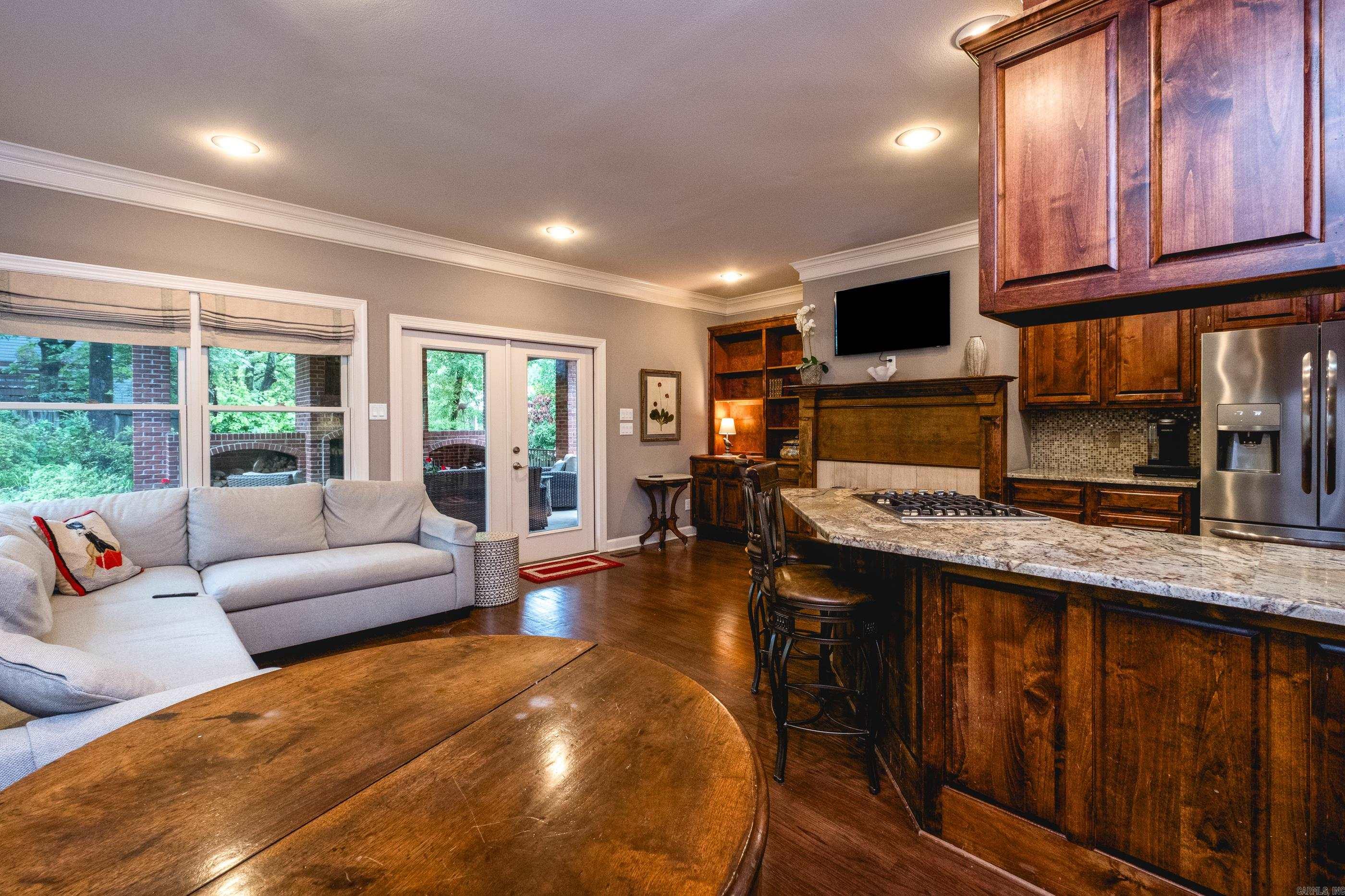LAKEWOOD HEIGHTS - Residential