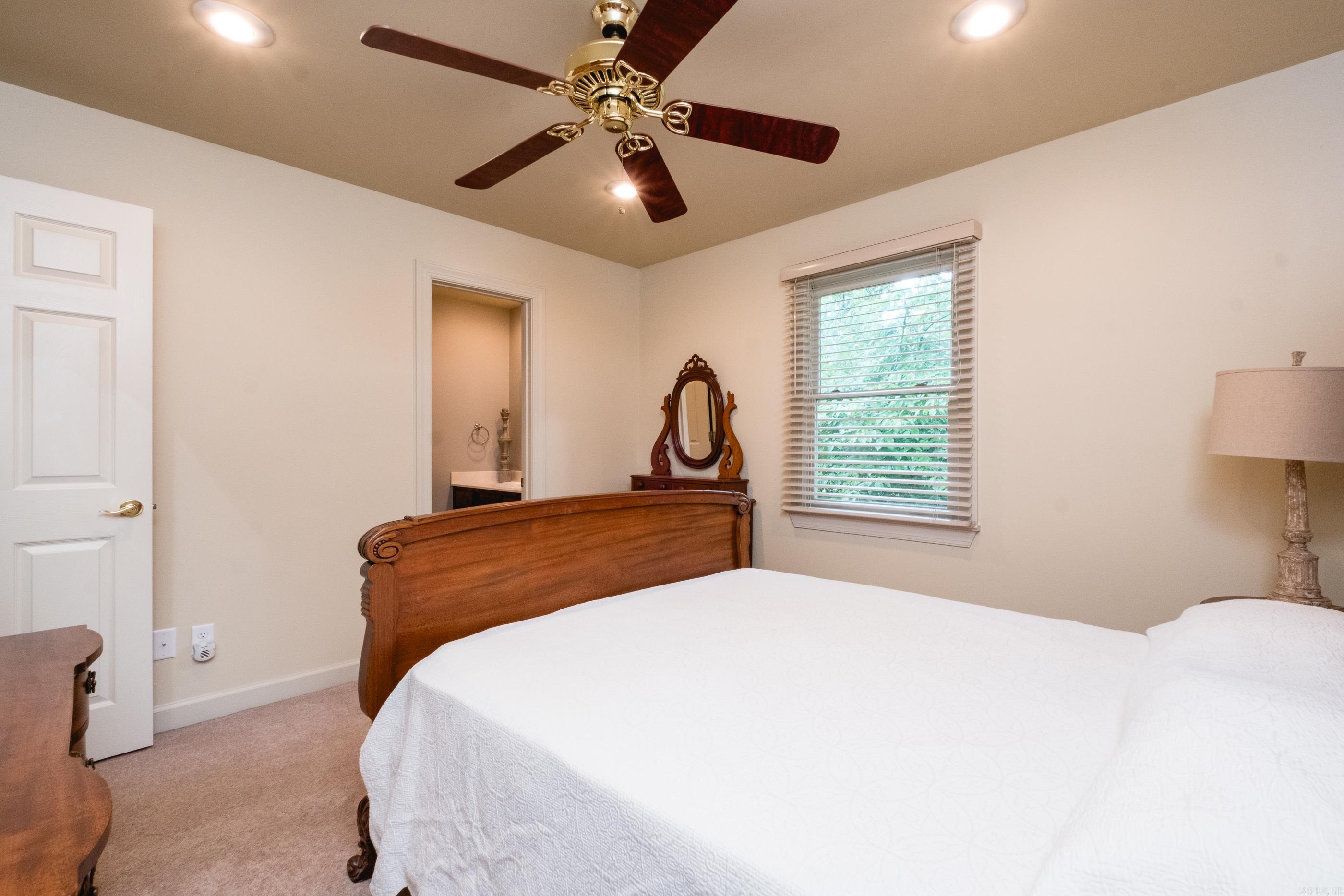LAKEWOOD HEIGHTS - Residential