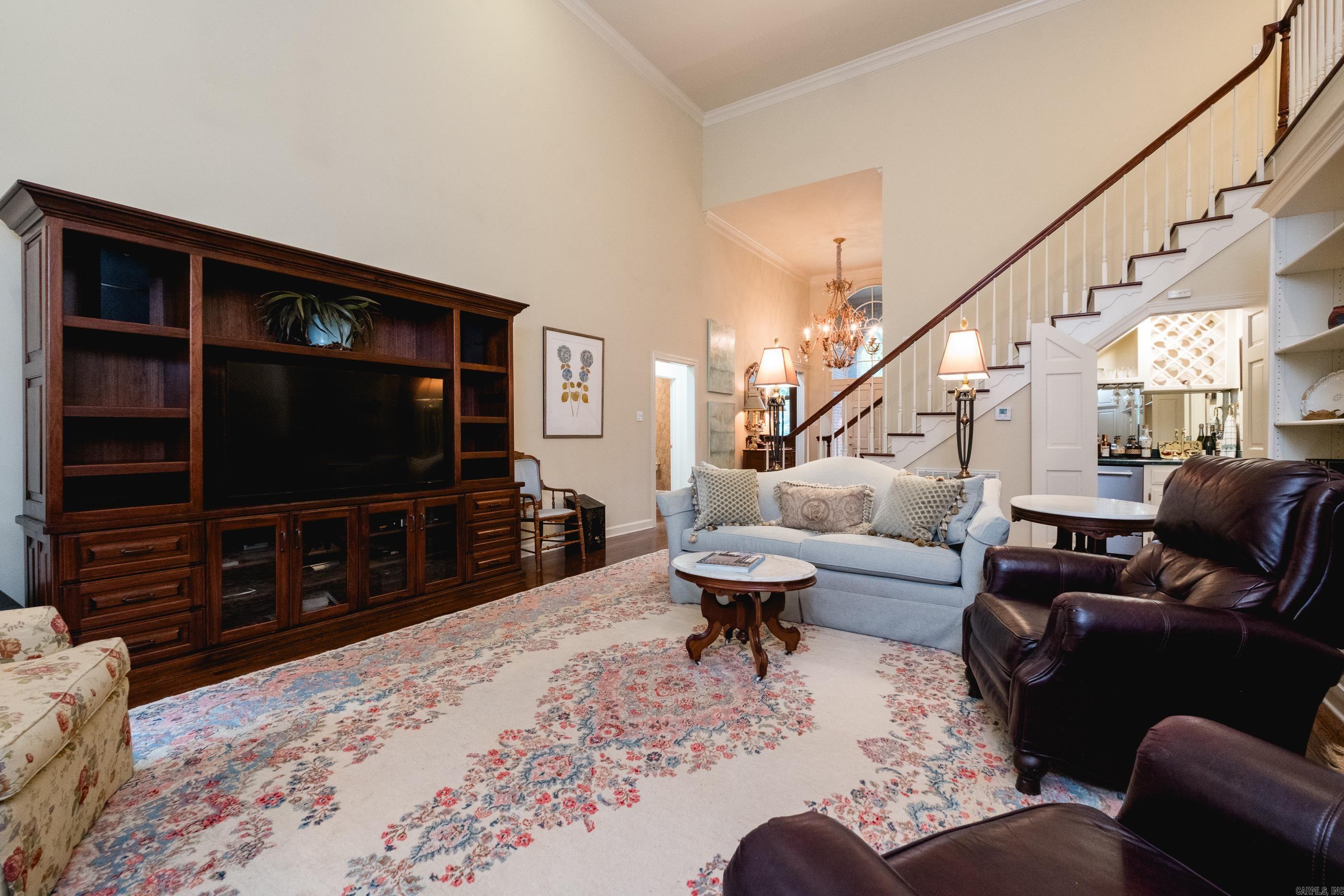 LAKEWOOD HEIGHTS - Residential