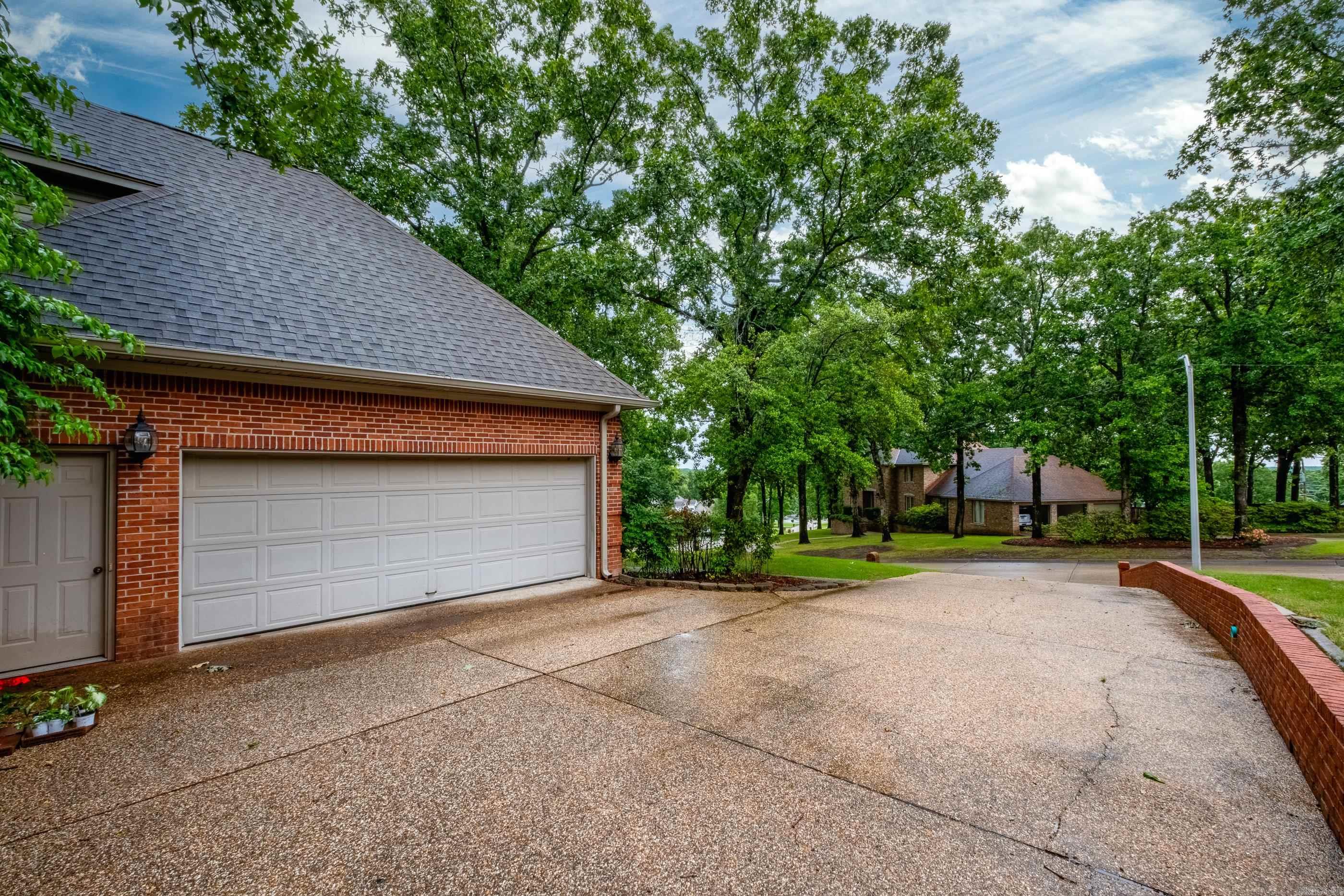 LAKEWOOD HEIGHTS - Residential