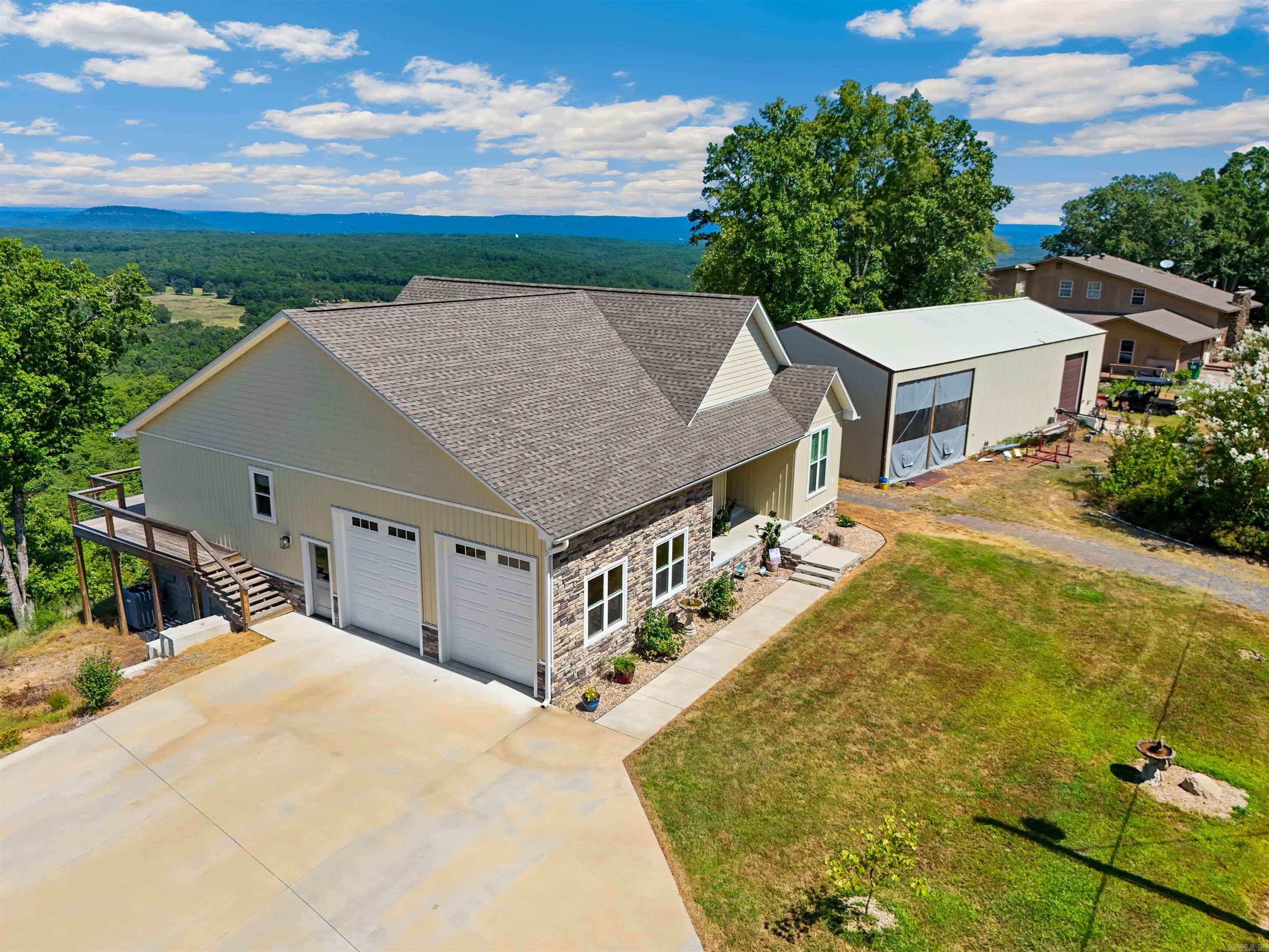 SOUTHWEST SHORES - Residential