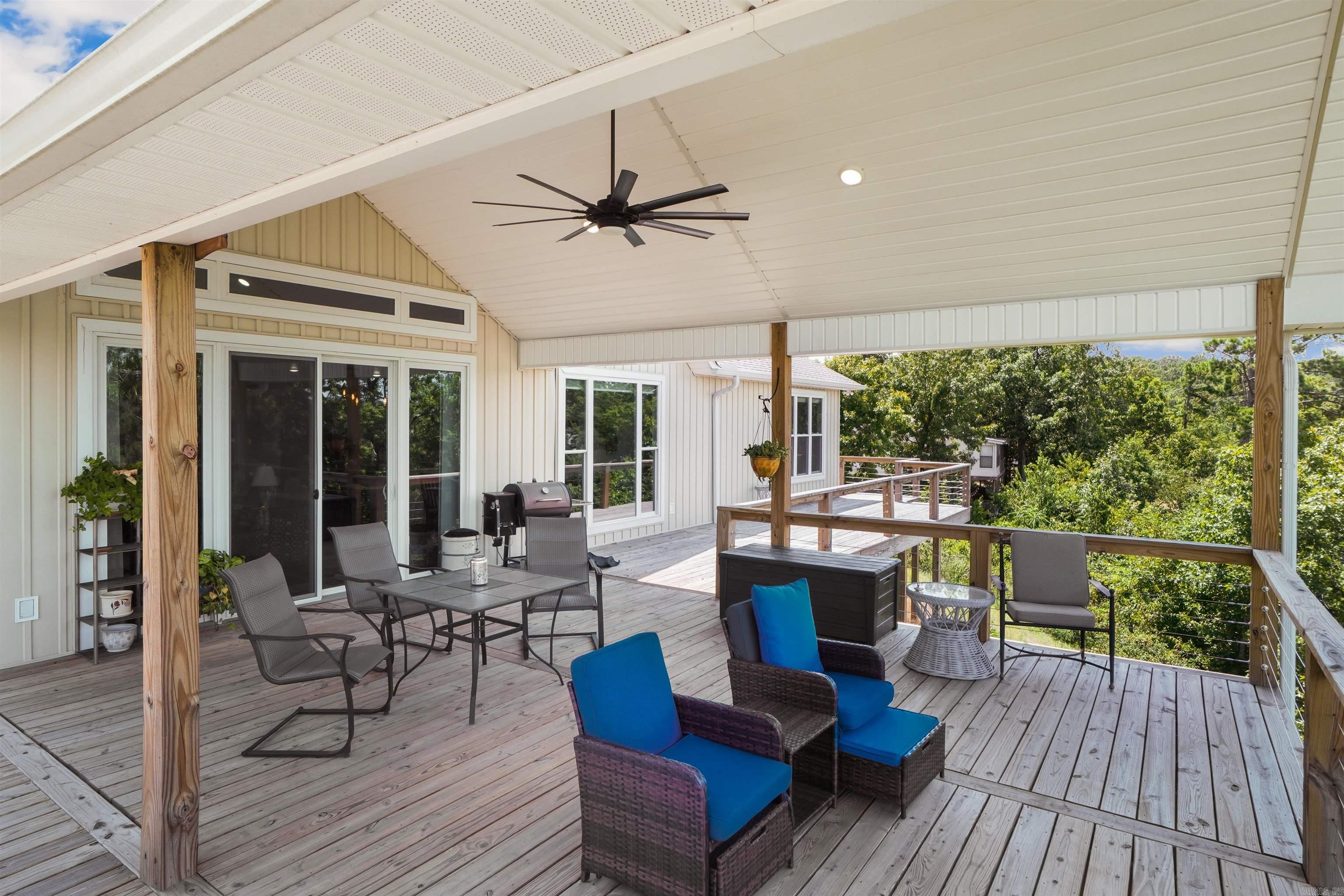 SOUTHWEST SHORES - Residential