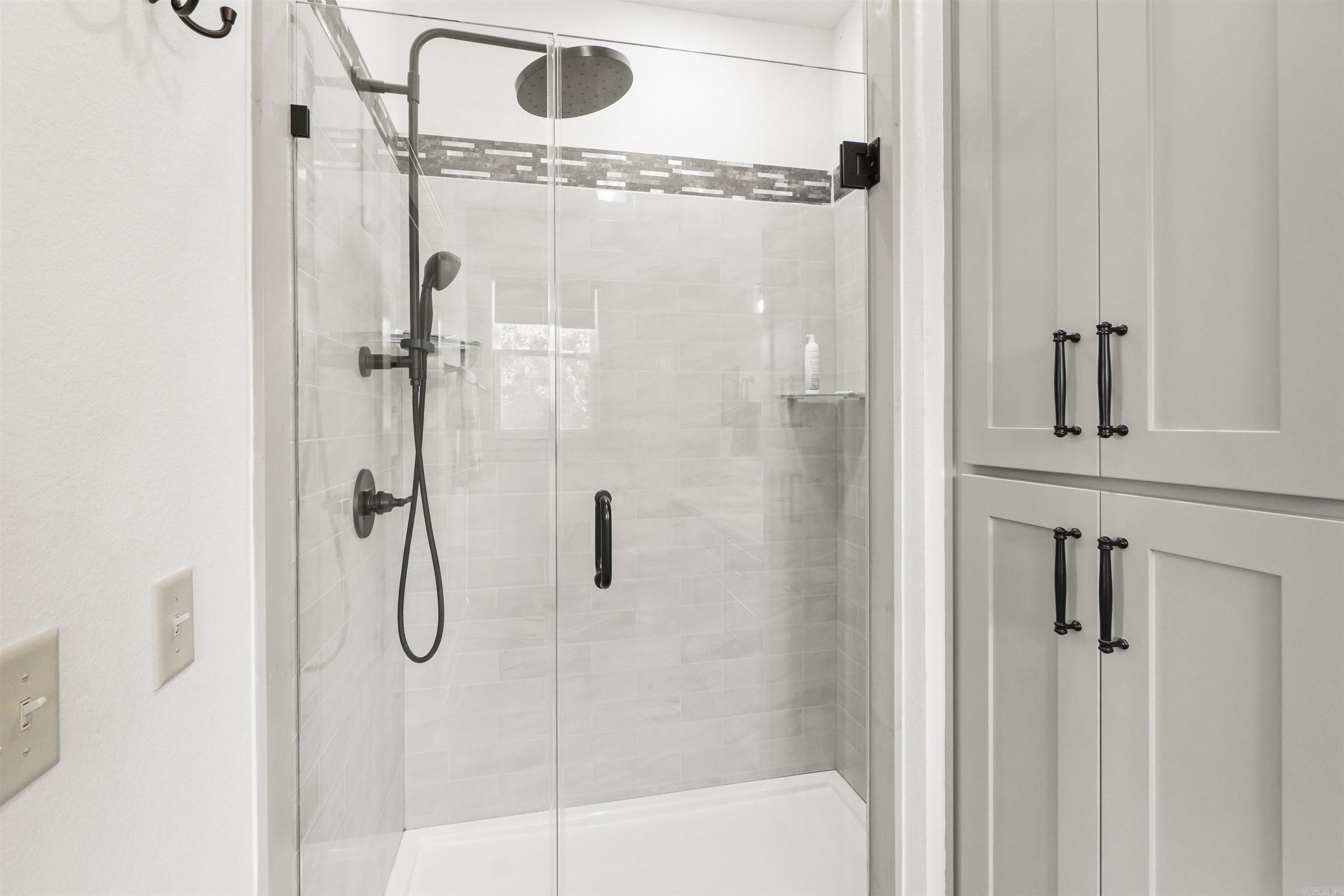 SOUTHWEST SHORES - Residential