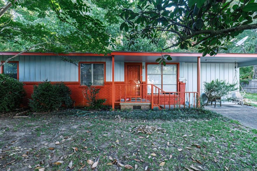 This beautiful 3 bedroom, 1.5 bath home features a modern and spacious open floor concept, creating a warm and inviting atmosphere for family and guests. The contemporary design seamlessly blends the living room, dining area, and kitchen, allowing for easy interaction and entertaining.  The bedrooms are thoughtfully designed to provide comfort and privacy. The master bedroom boasts ample space and natural light, creating a soothing retreat at the end of the day. The additional bedrooms are well-sized and can be customized to suit your individual needs, whether it be a home office, gym, or guest room.  One of the highlights of this property is the huge back yard, perfect for outdoor activities and gatherings. Whether it's a barbecue with friends or a peaceful evening under the stars, this expansive space offers limitless opportunities for relaxation and recreation.  Located in a desirable neighborhood, this home offers convenience and accessibility to nearby amenities such as schools, parks, shopping centers, and entertainment options. Commuting is a breeze with close proximity to major highways and public transportation.