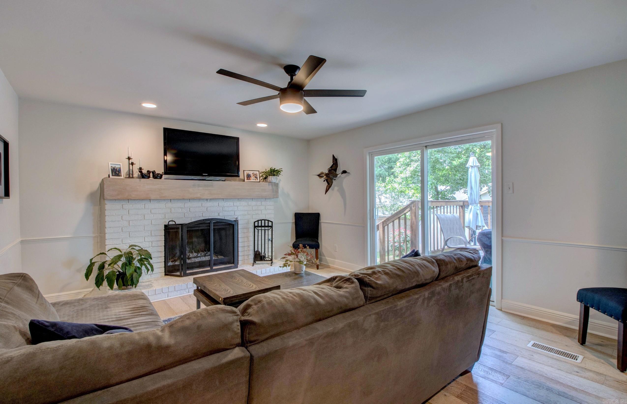 PARKWAY PLACE - Residential