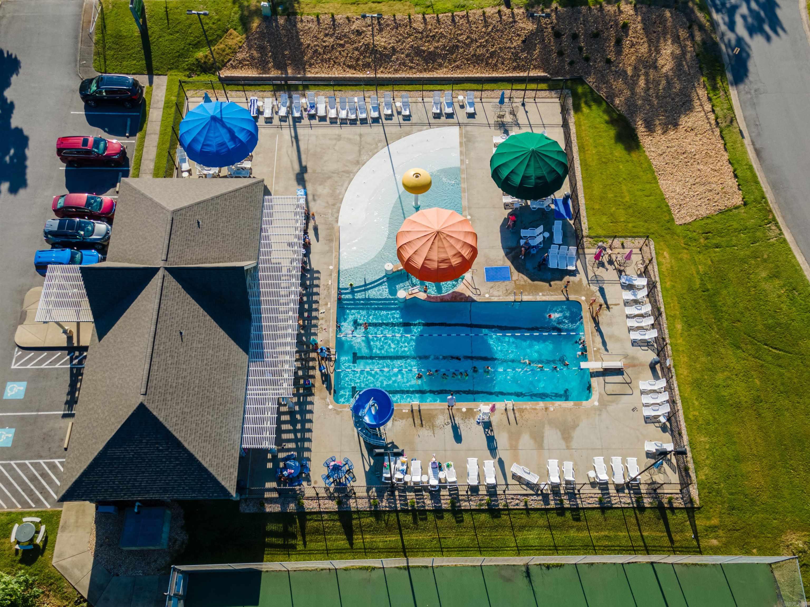 PARKWAY PLACE - Residential