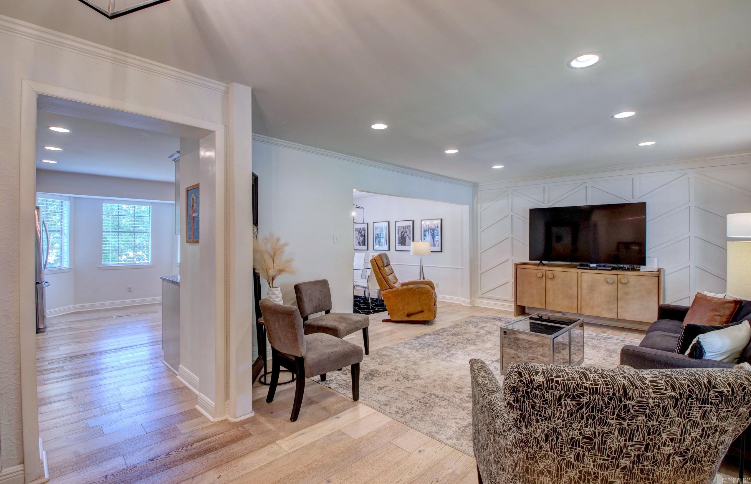 PARKWAY PLACE - Residential