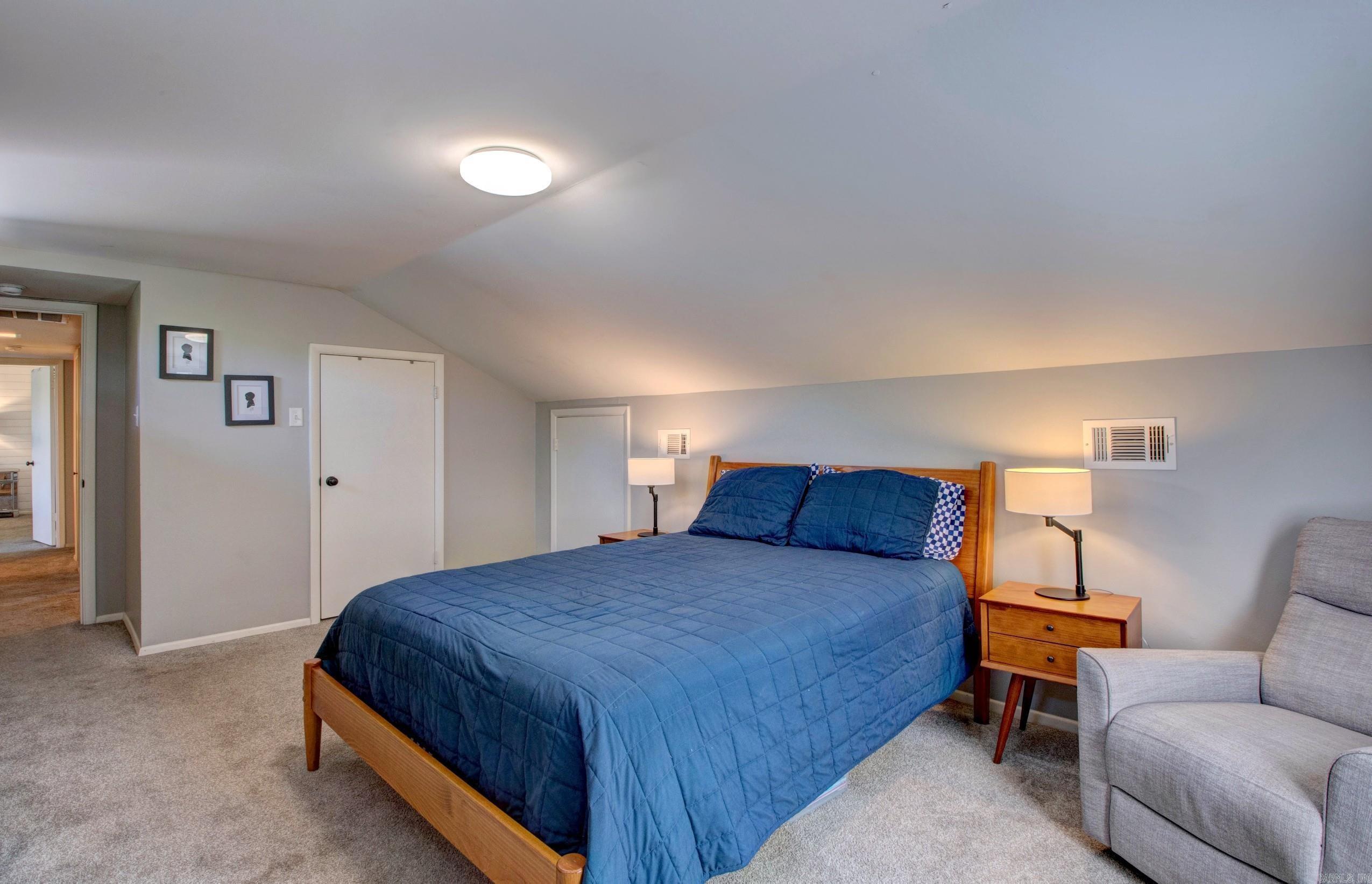 PARKWAY PLACE - Residential