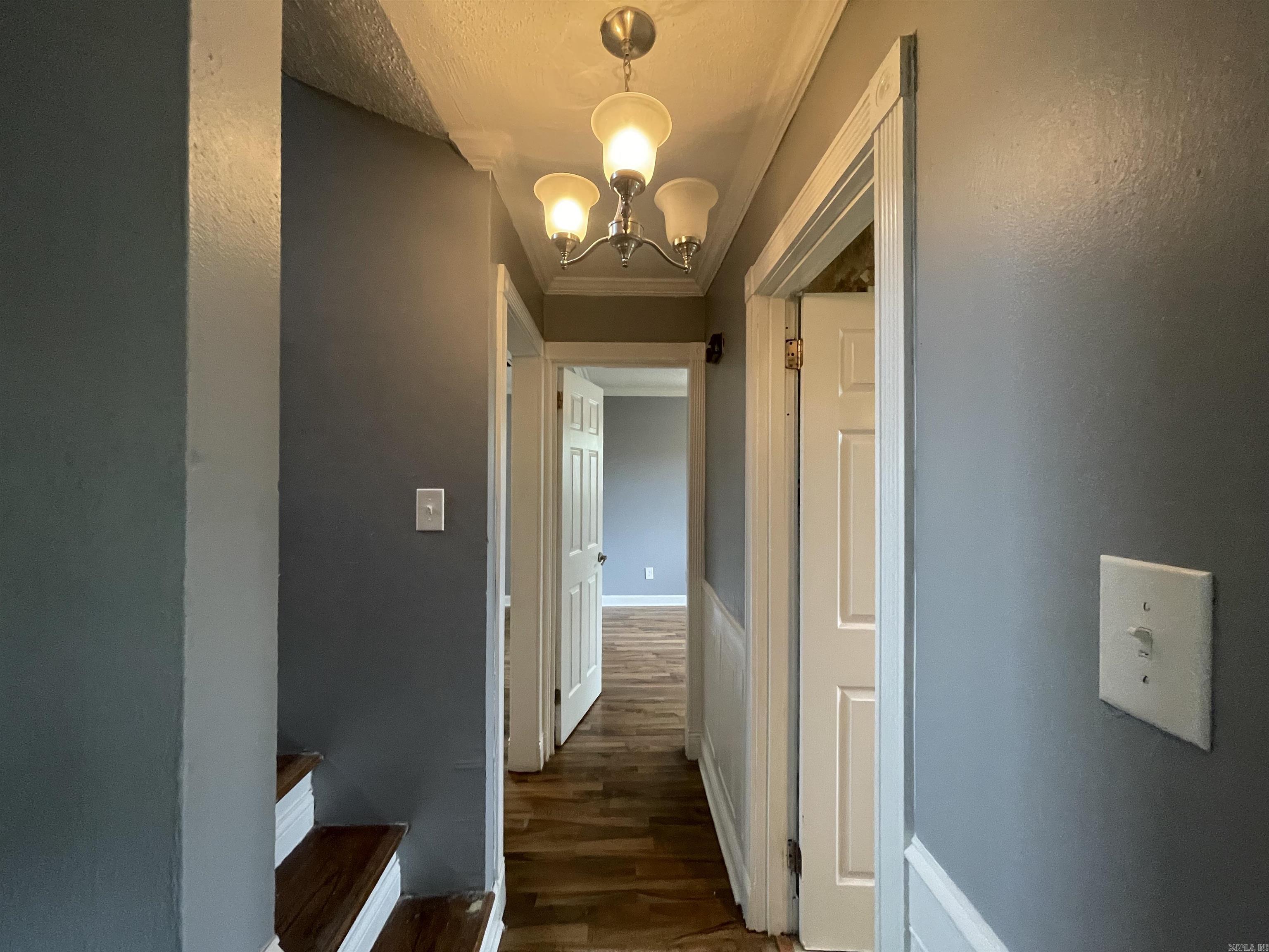 CASTLEWOOD - Residential