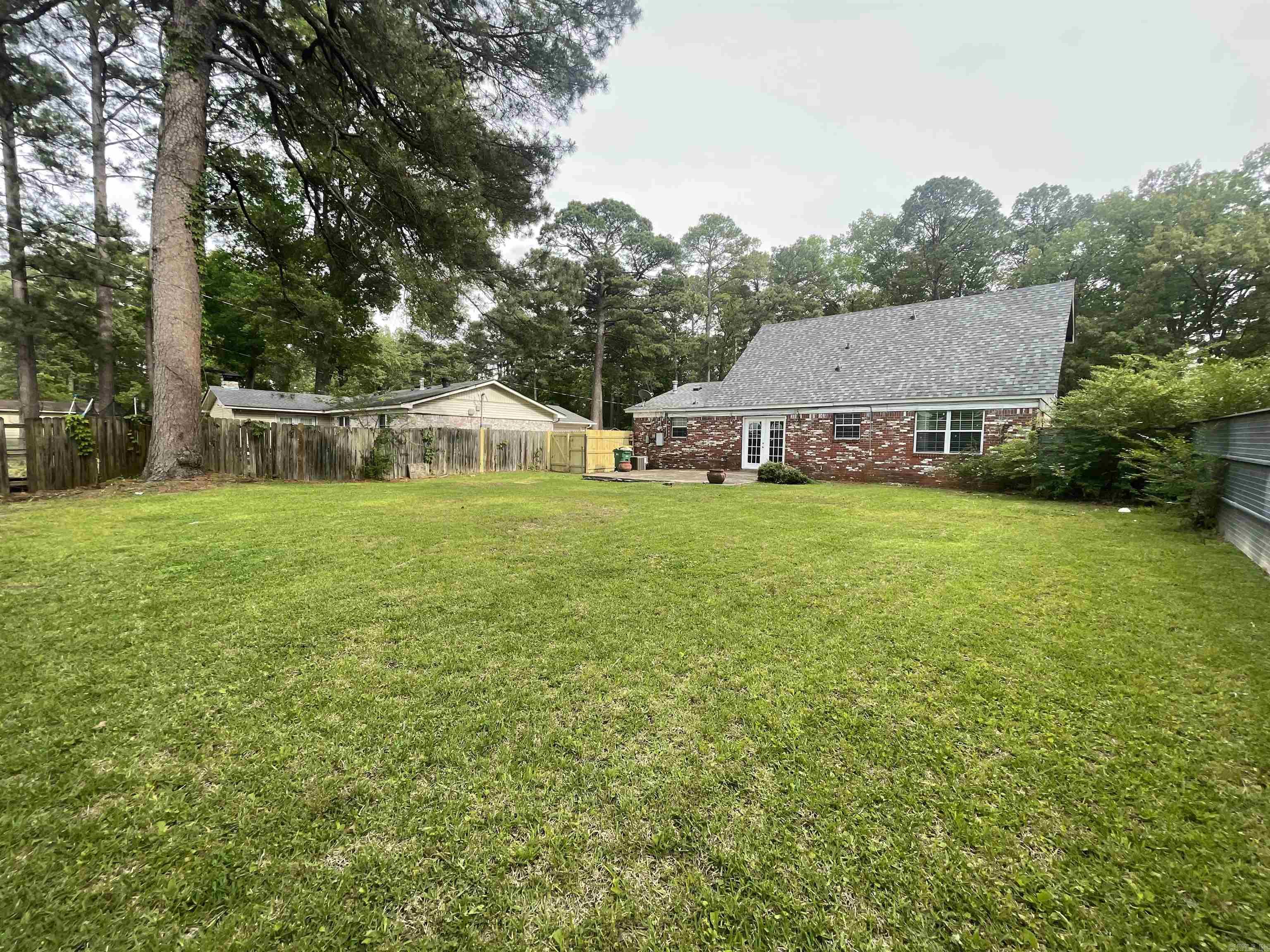 CASTLEWOOD - Residential