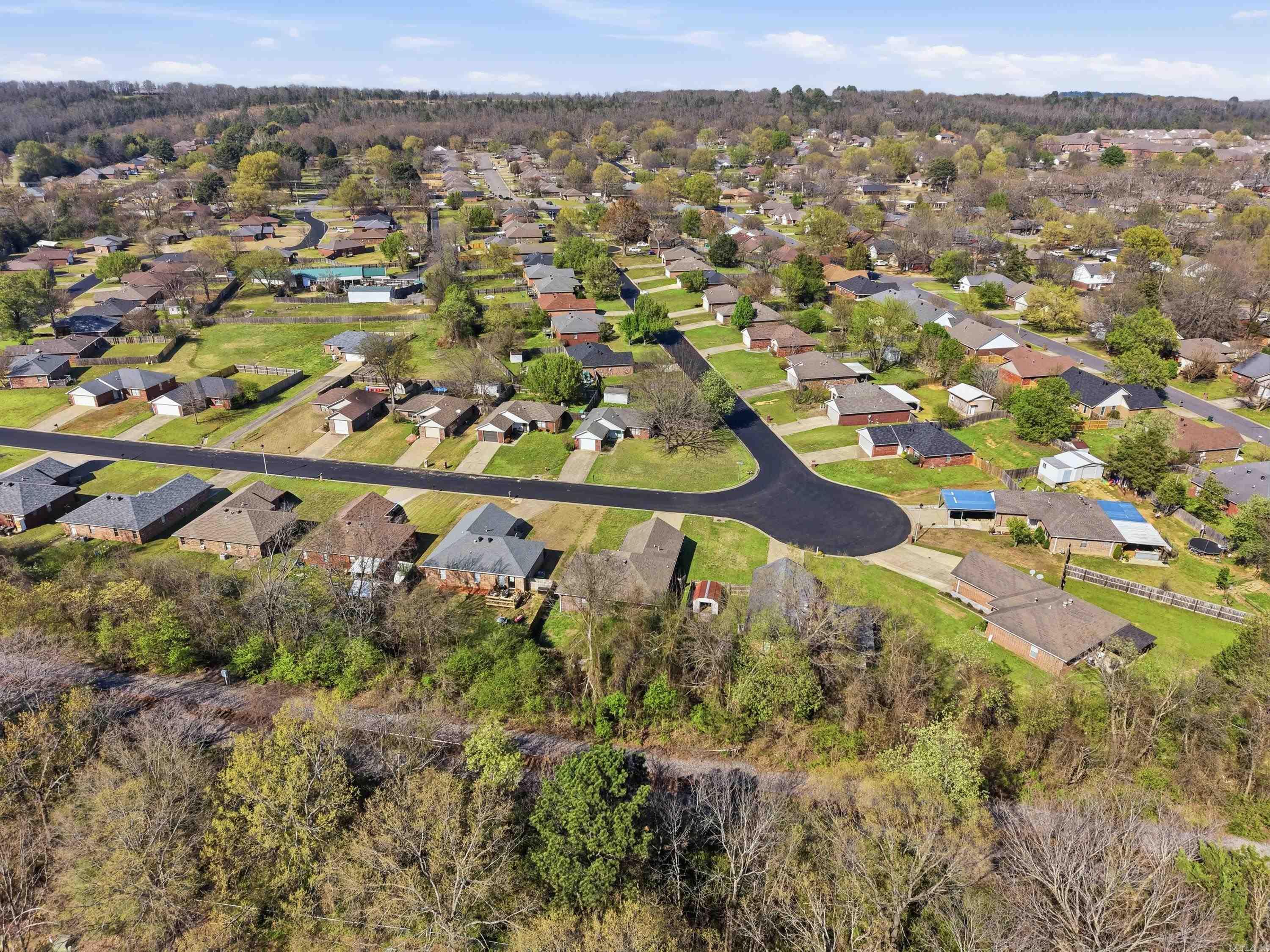 HUNTERS COVE - Residential