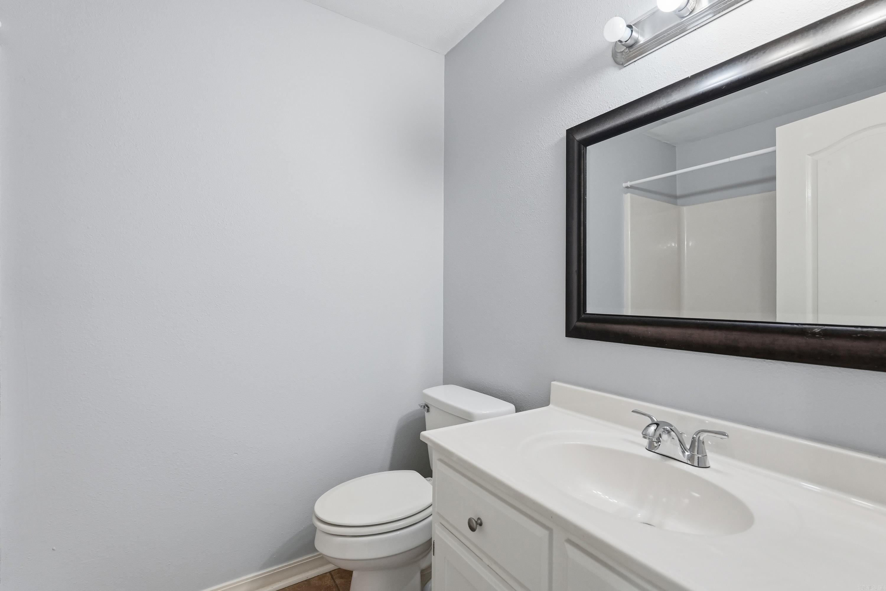 HUNTERS COVE - Residential