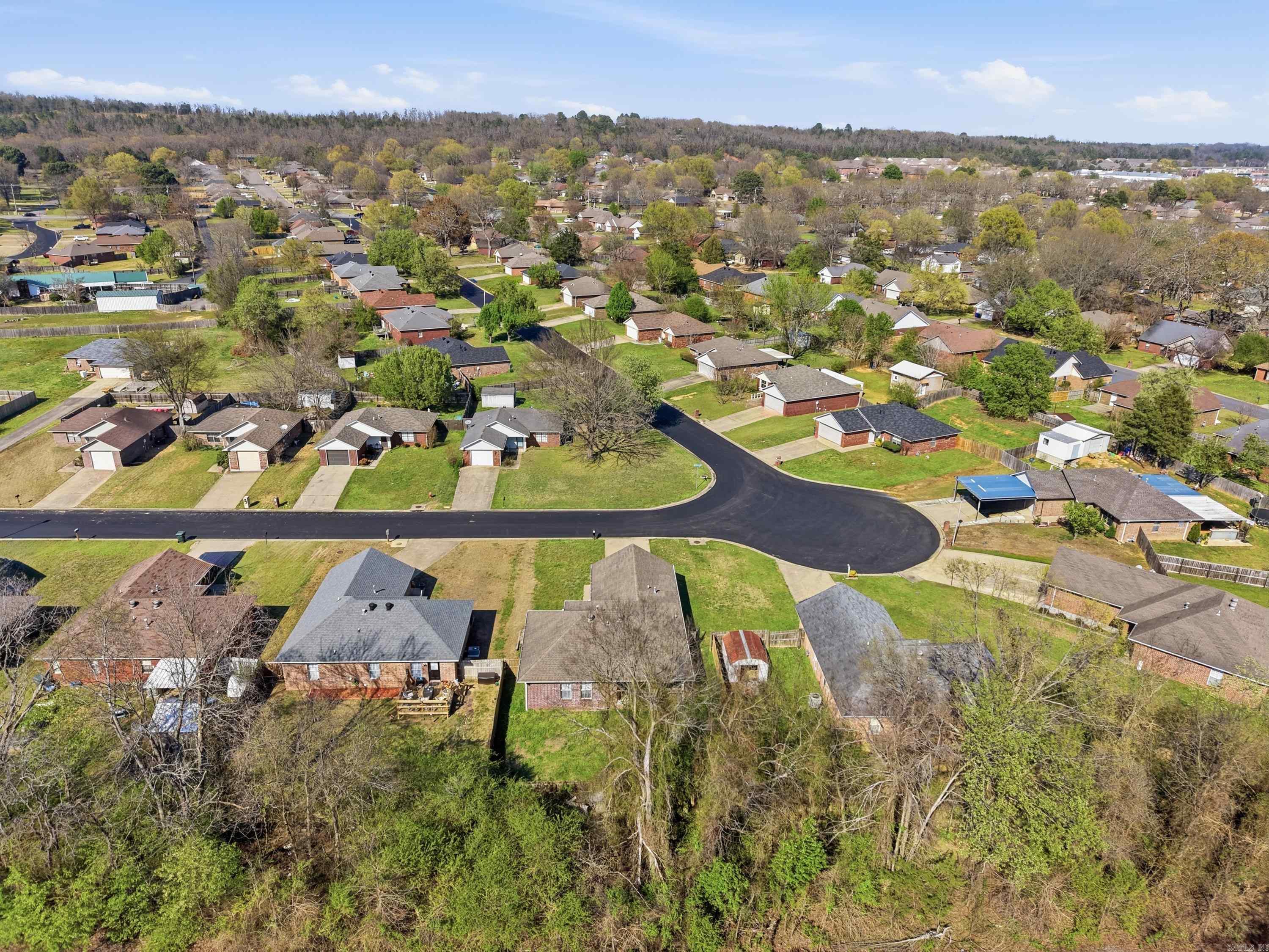 HUNTERS COVE - Residential