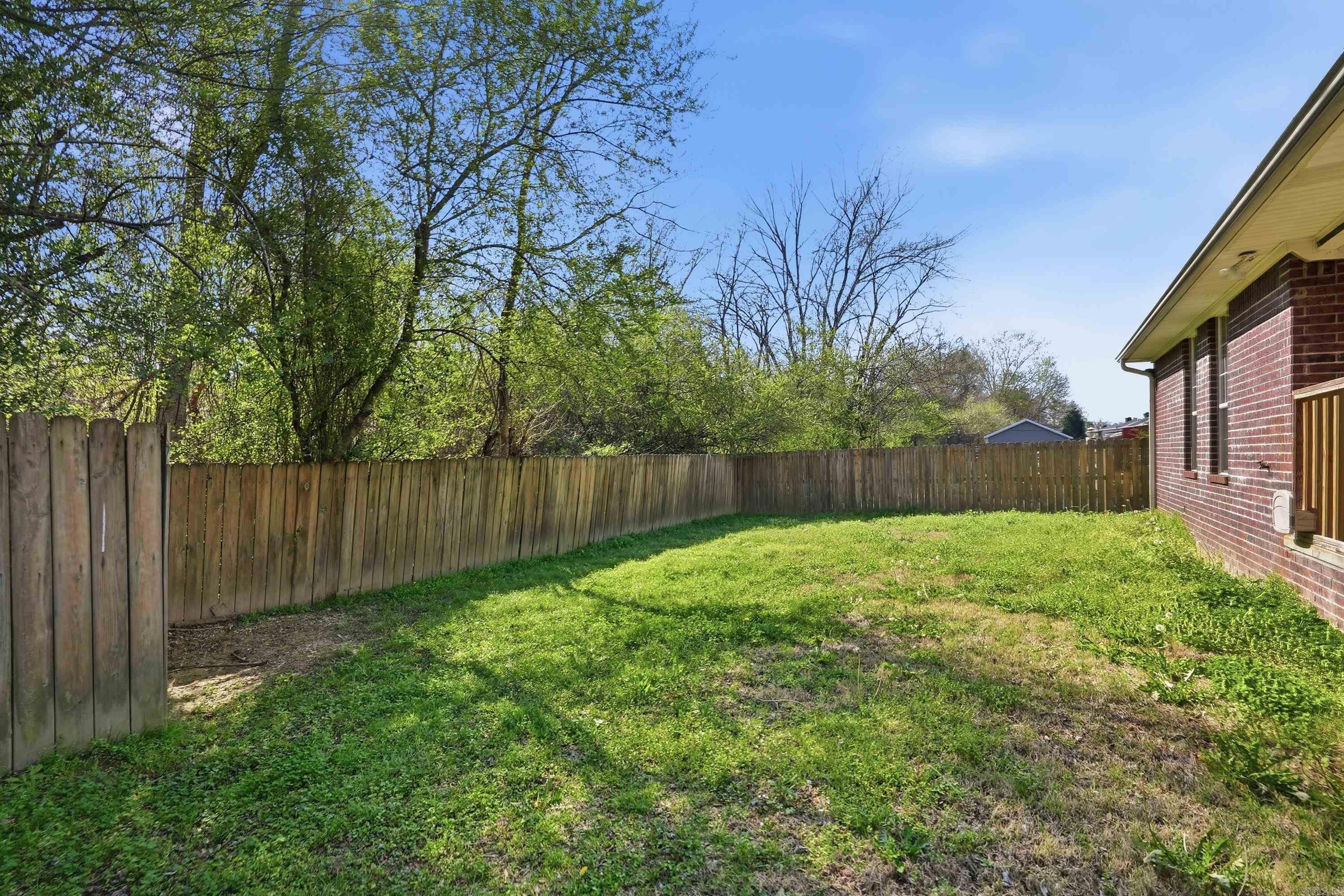 HUNTERS COVE - Residential