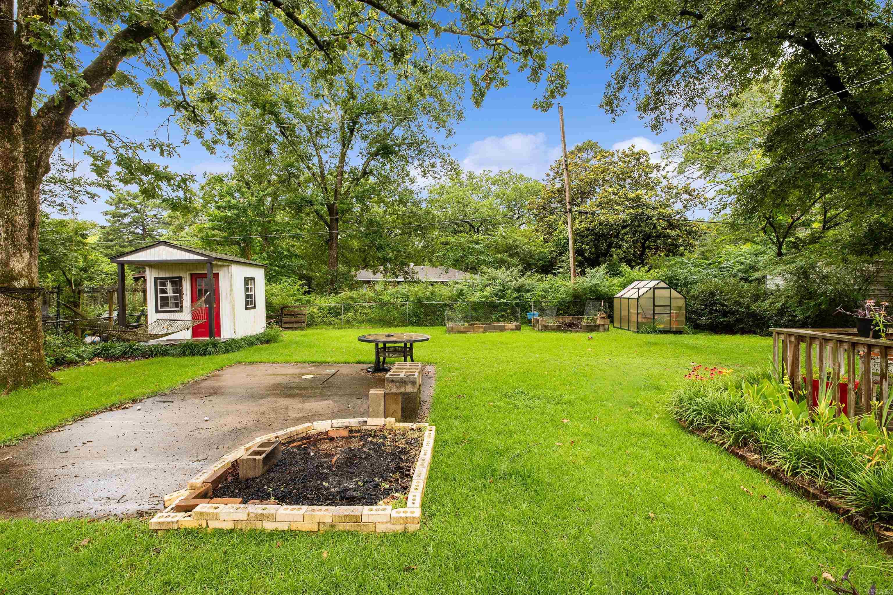 Broadmoor - Residential