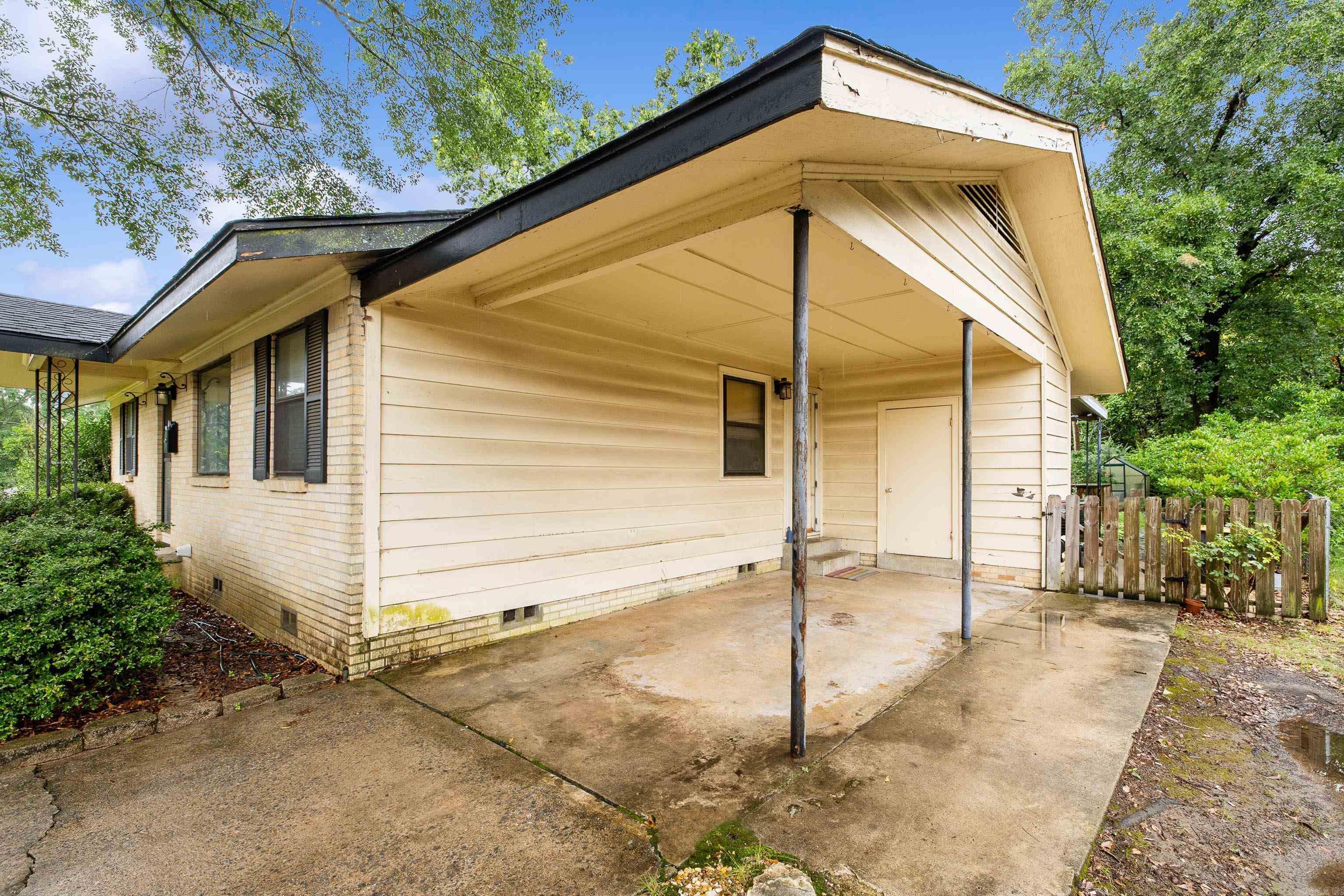 Broadmoor - Residential