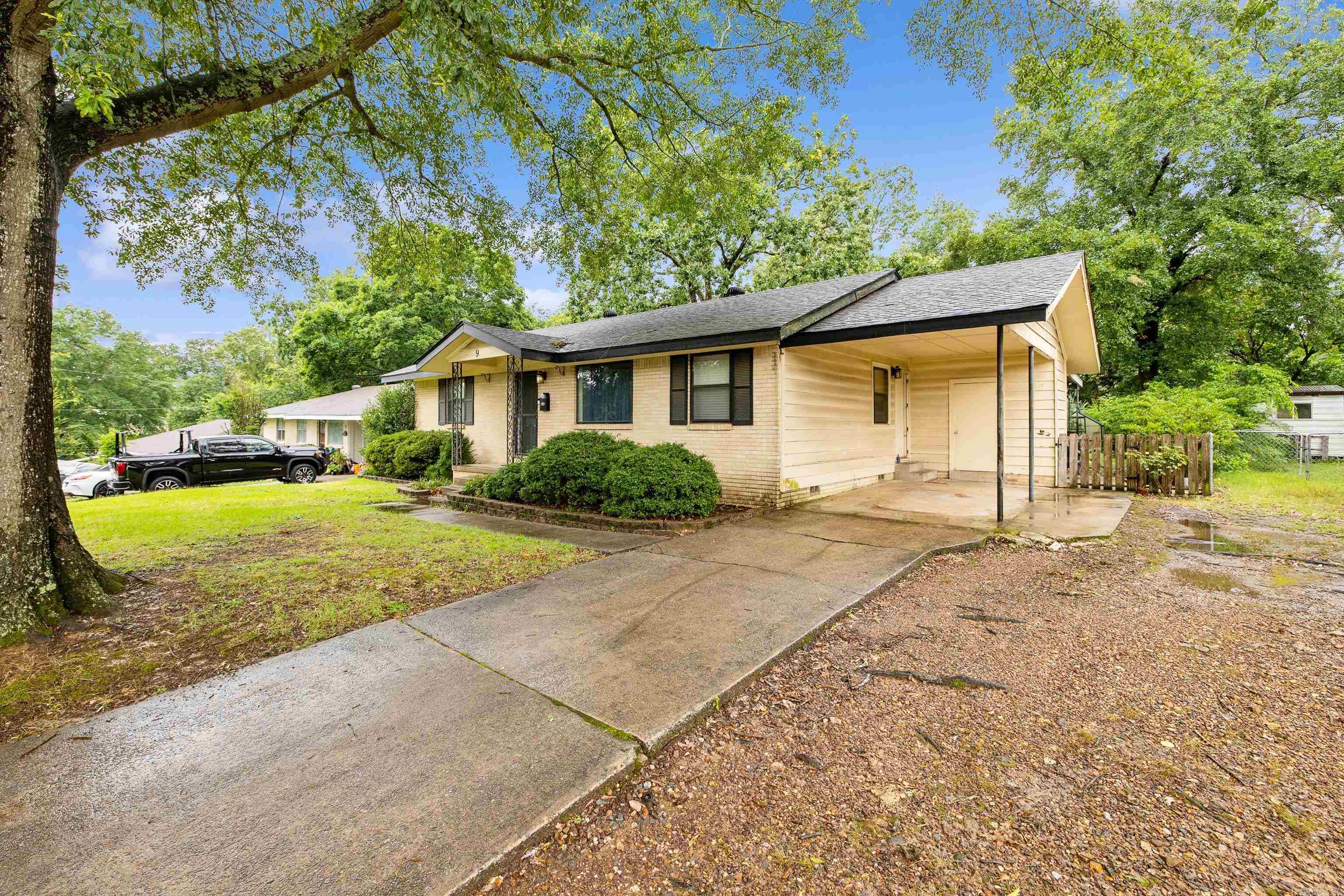 Broadmoor - Residential