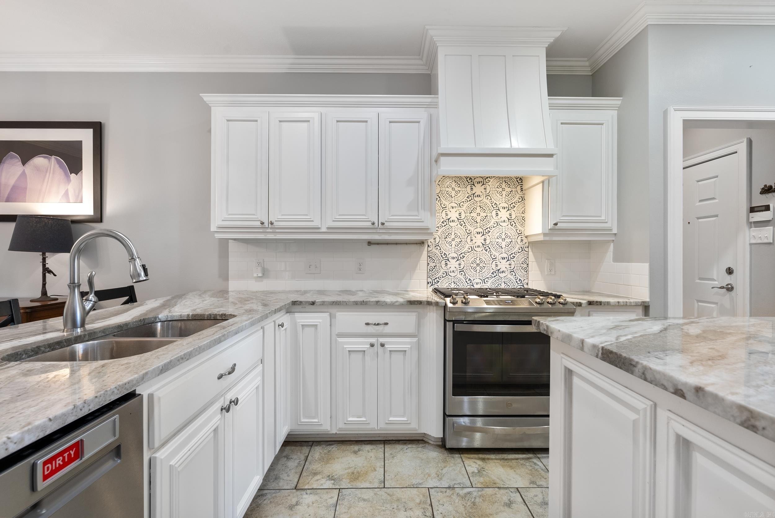 CATHERINE PLACE - Residential