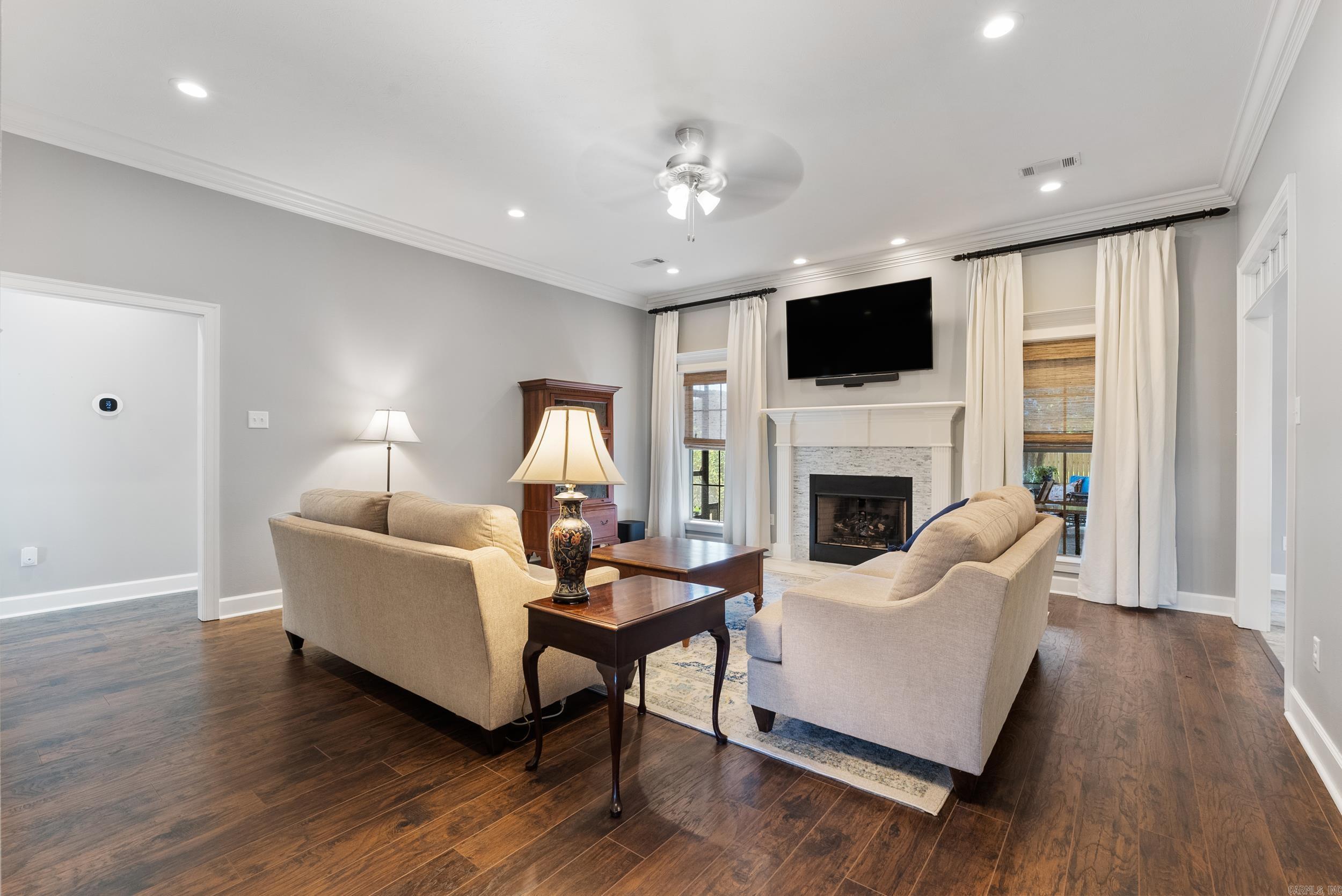 CATHERINE PLACE - Residential