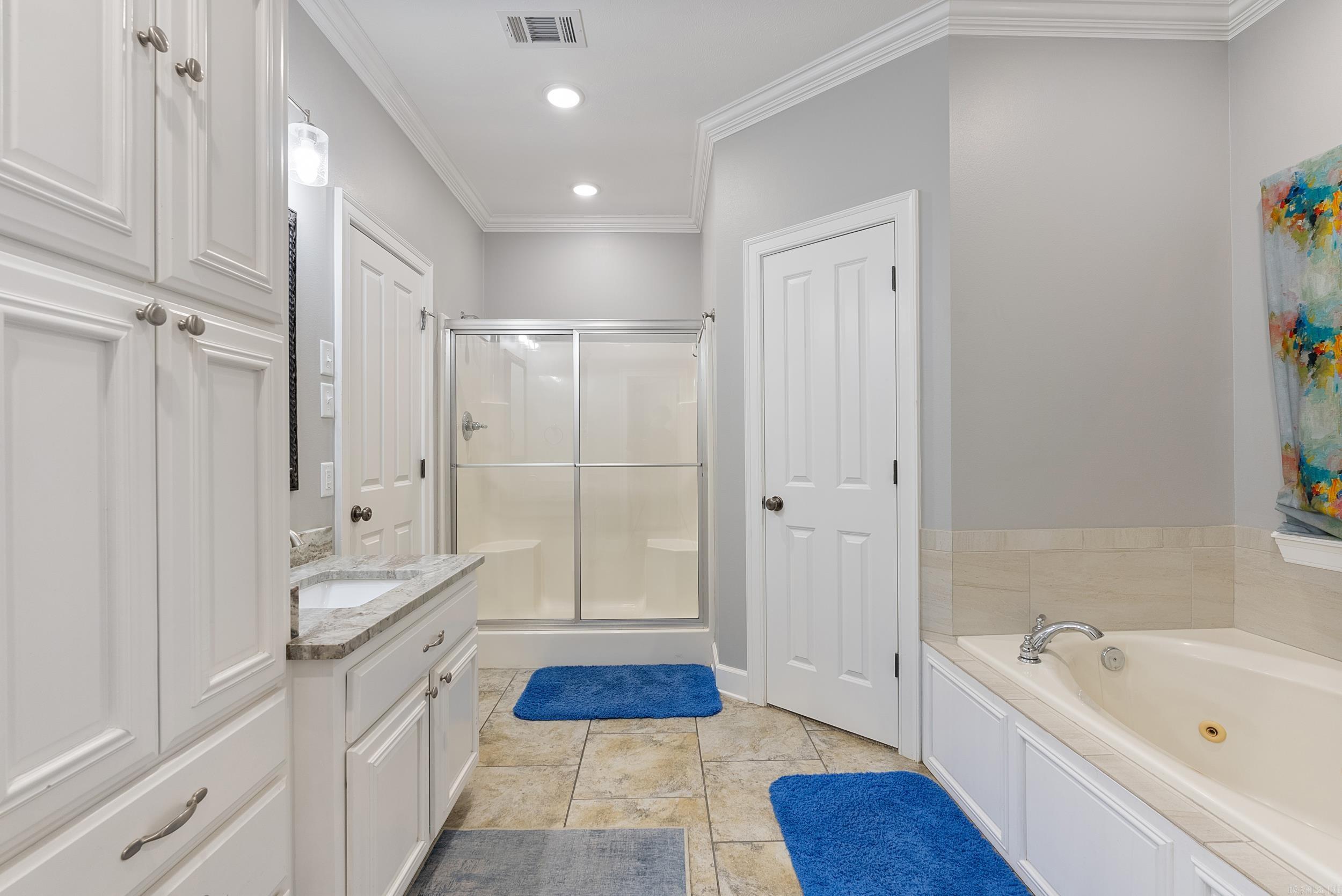 CATHERINE PLACE - Residential