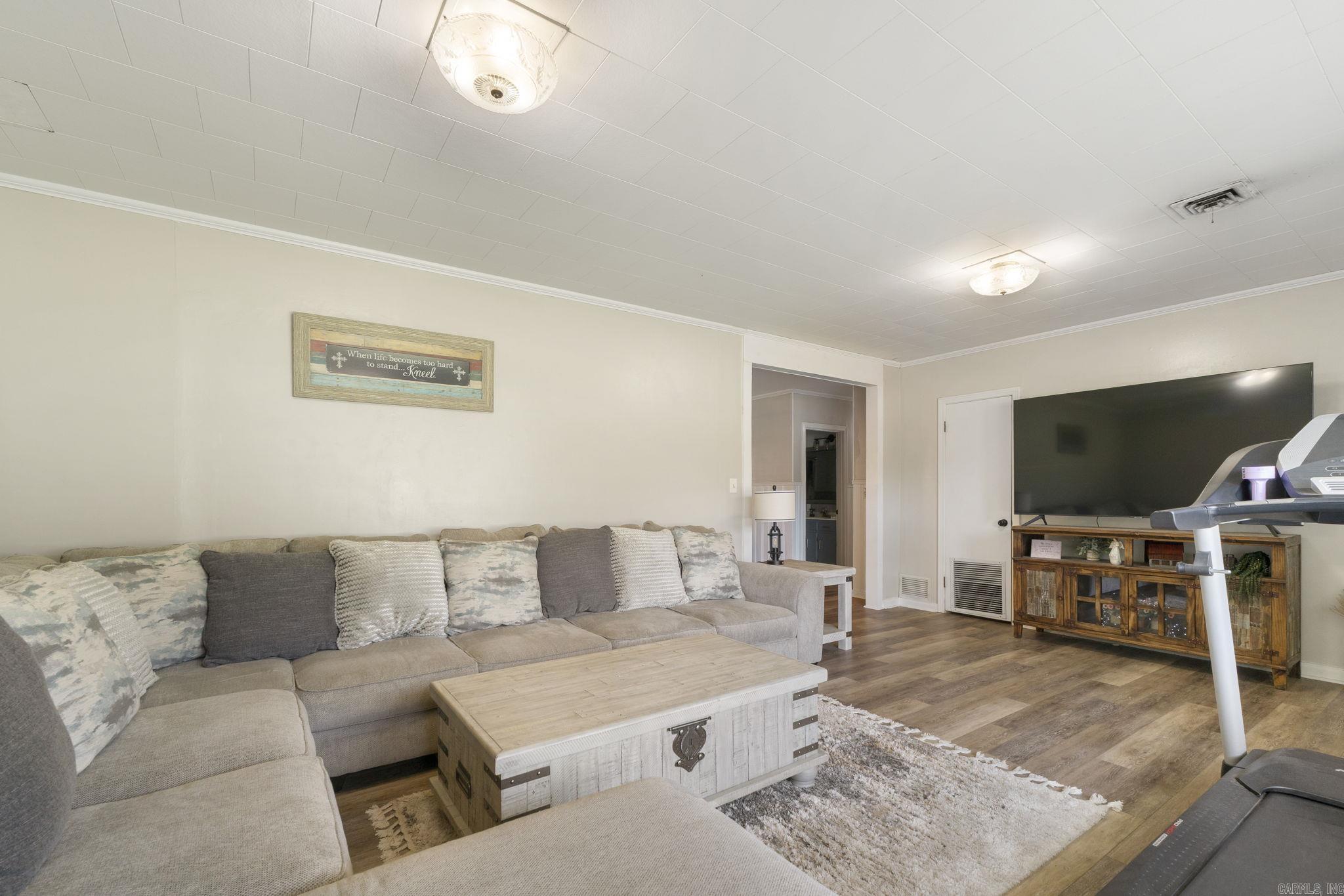 Granvue Acres - Residential