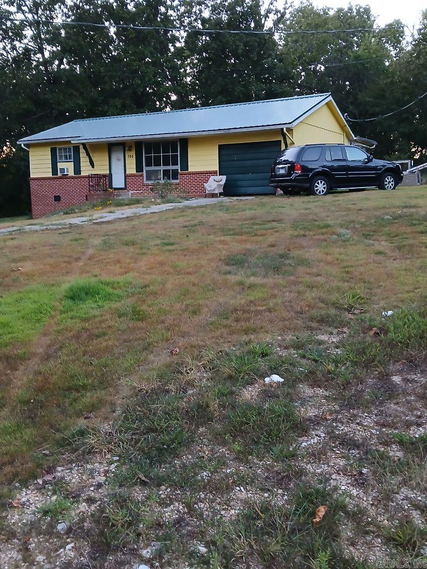 PIONEER PARK - Residential