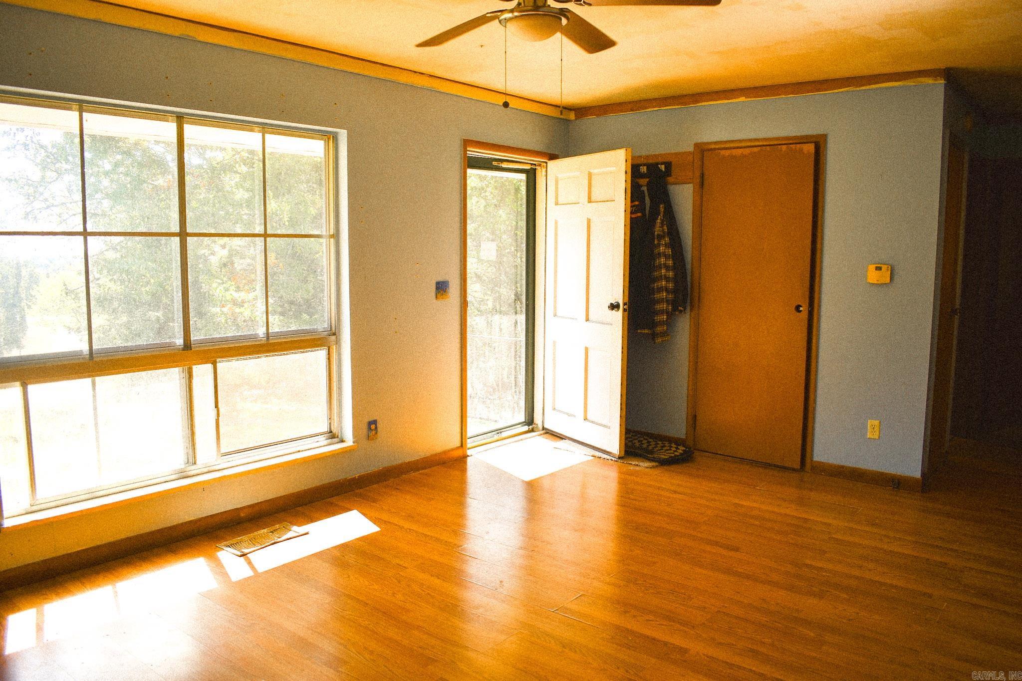 PIONEER PARK - Residential