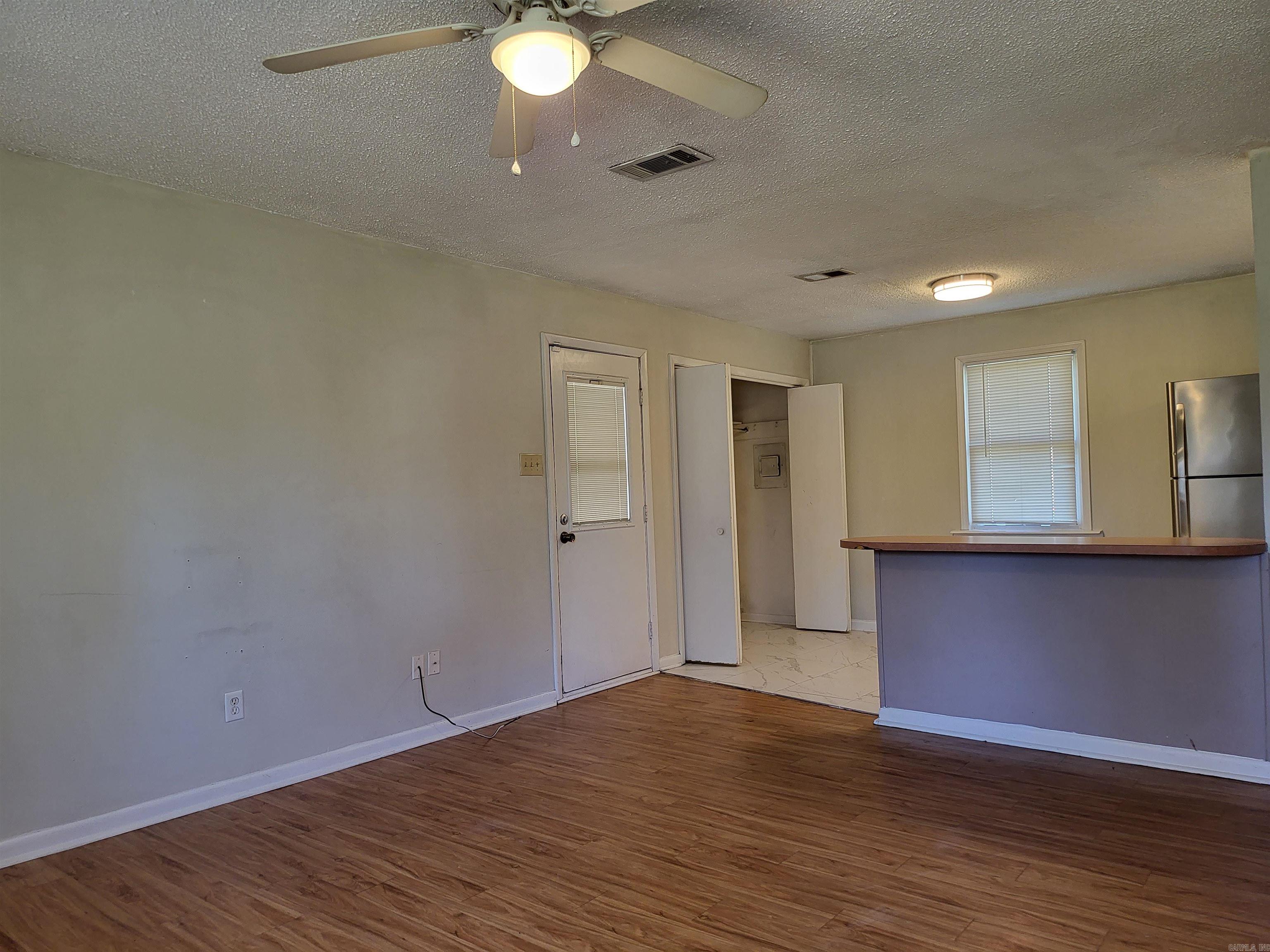 Duprees East Jack - Residential