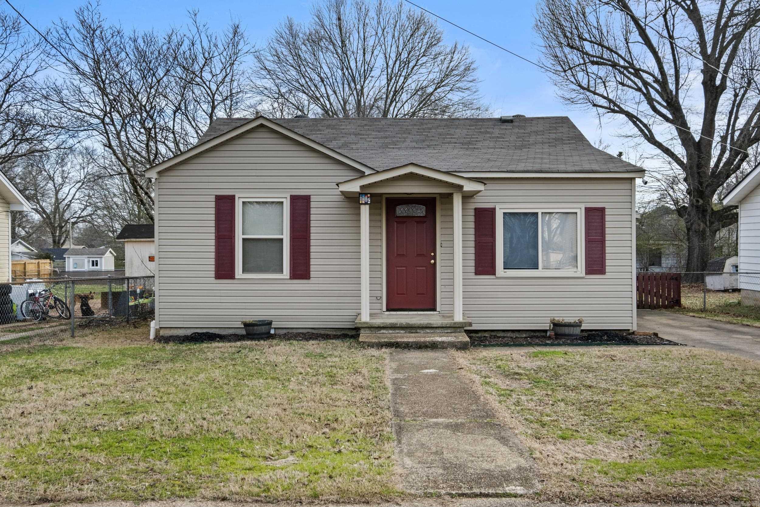 This beautiful home has been exceptionally cared for and maintained. This 3 bedroom/2 bath is the definition of move in ready! Featuring a large level lot, a storage shed, screened in porch off the kitchen, and a fully fenced back yard. The home has a new HVAC system and hot water heater as of 2024. The interior also features fresh paint, hardwood floors, new carpet in the primary suite, and updated bathrooms!