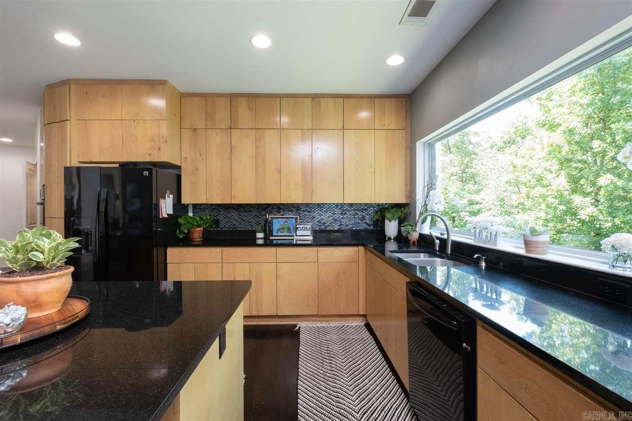 WOODLANDS EDGE - Residential