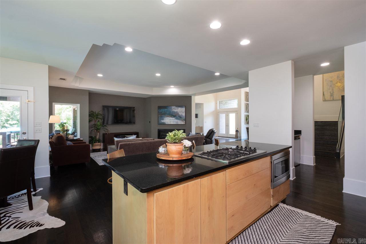 WOODLANDS EDGE - Residential