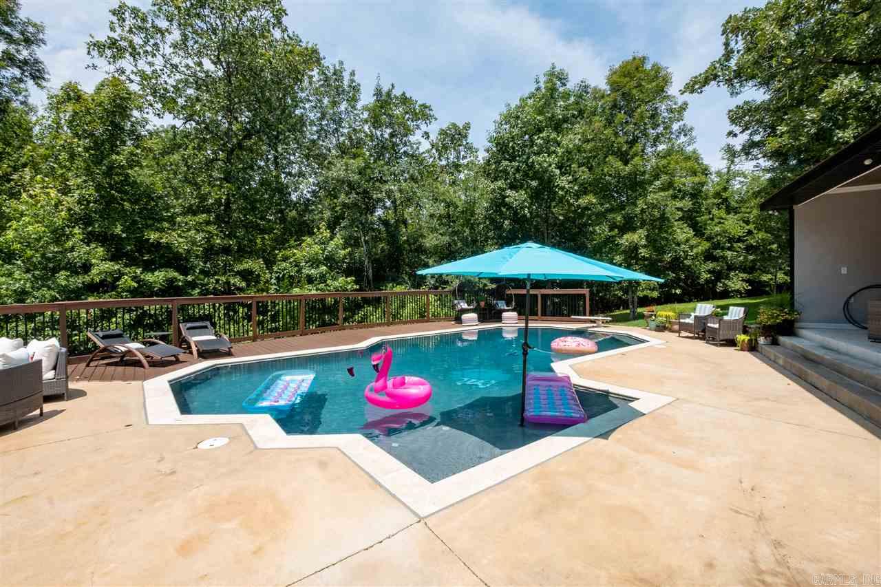 WOODLANDS EDGE - Residential
